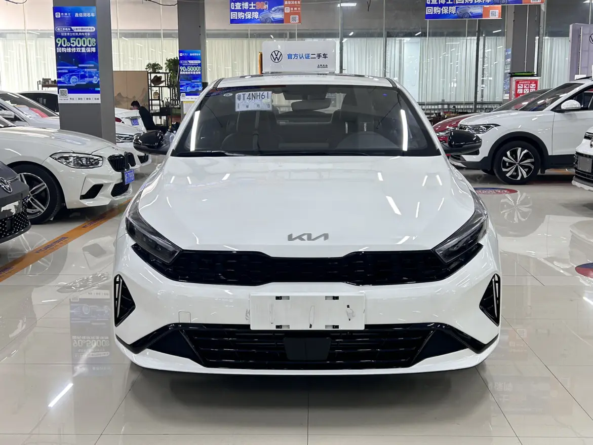 Kia K3  из Китая