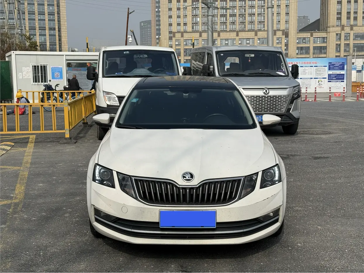 Skoda Octavia  из Китая