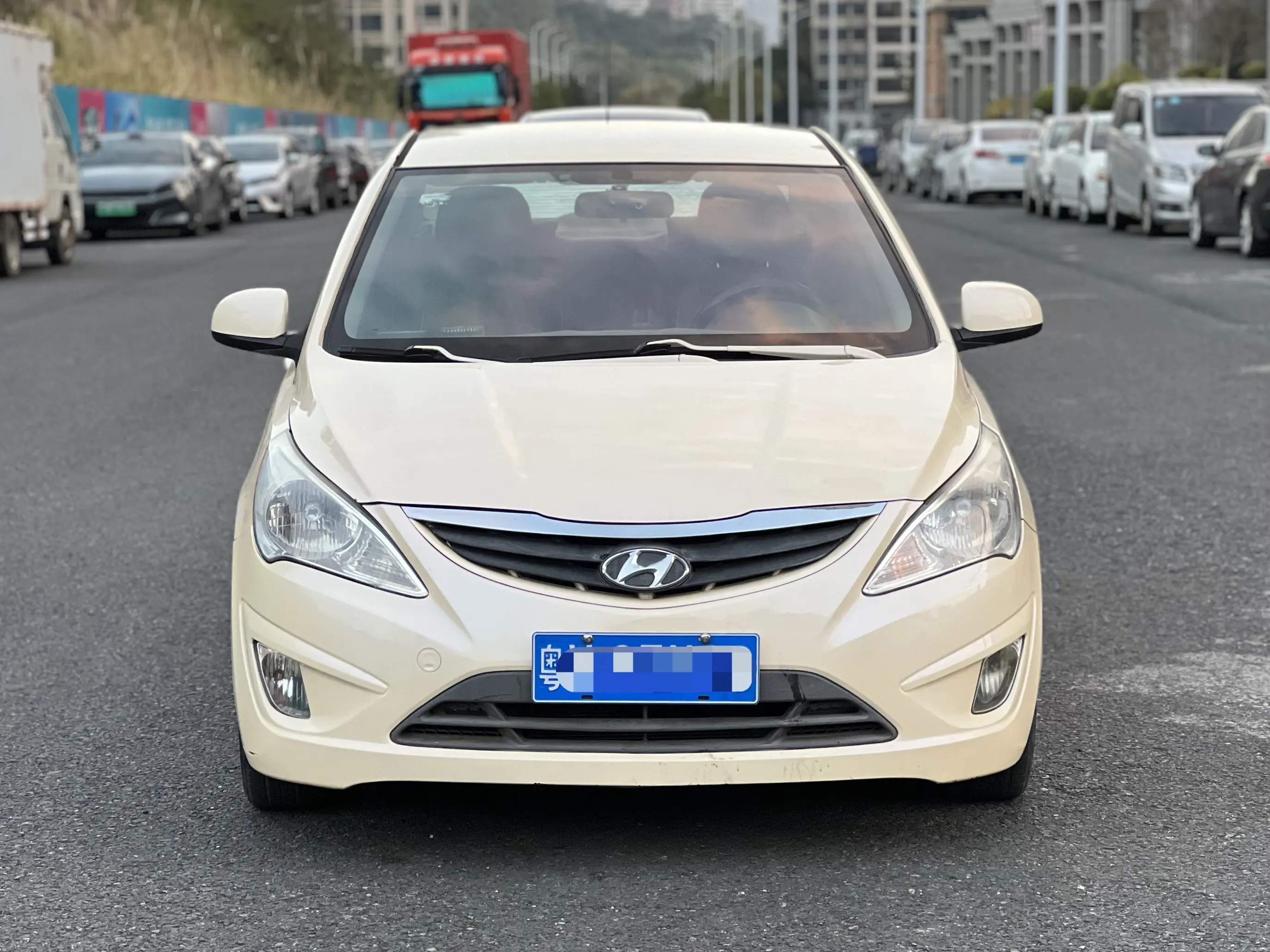 Hyundai Verna (Rena)  из Китая