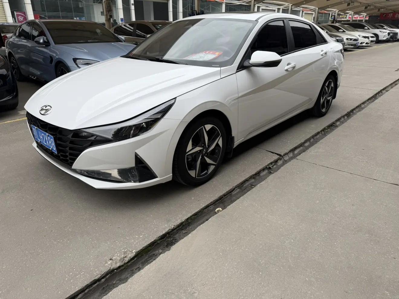 Hyundai Elantra  из Китая