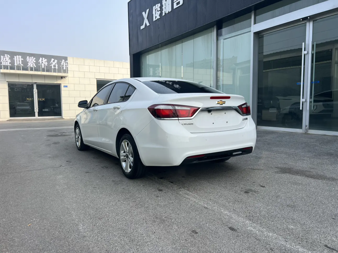 Chevrolet Monza (Cruze)  из Китая