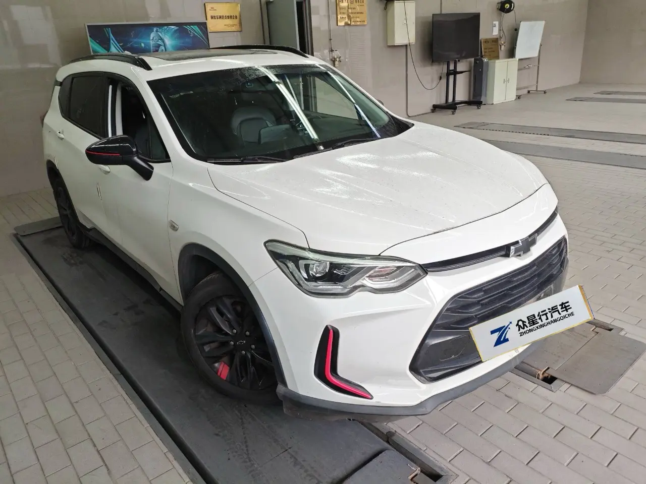 Chevrolet Volando  из Китая