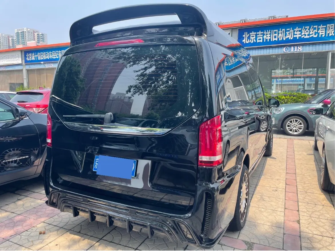 Mercedes-Benz V-Class  из Китая