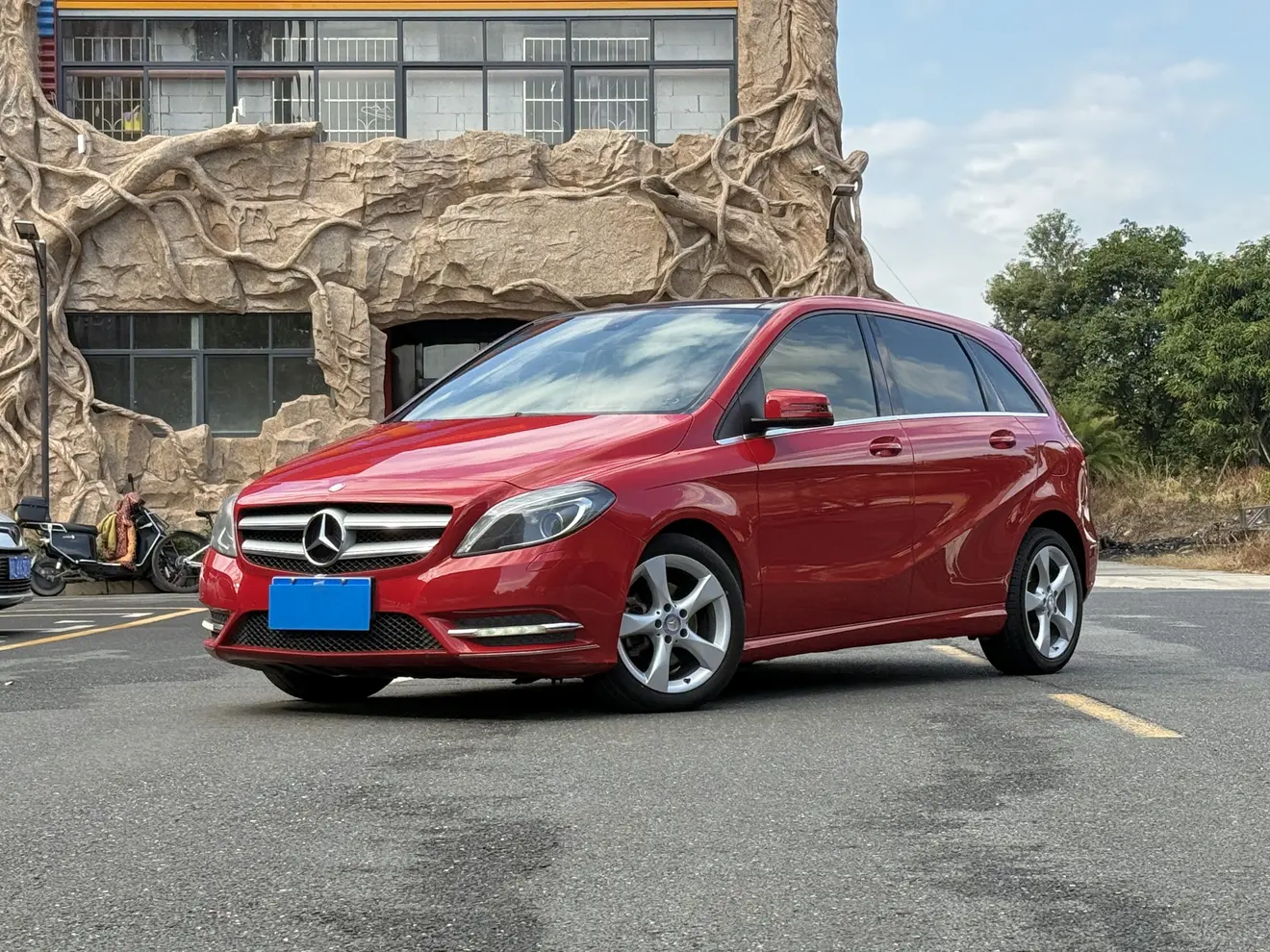 Mercedes-Benz Mercedes Benz B Class  из Китая