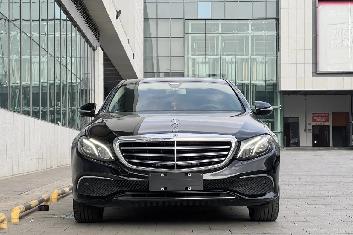 Mercedes-Benz E-Class  из Китая