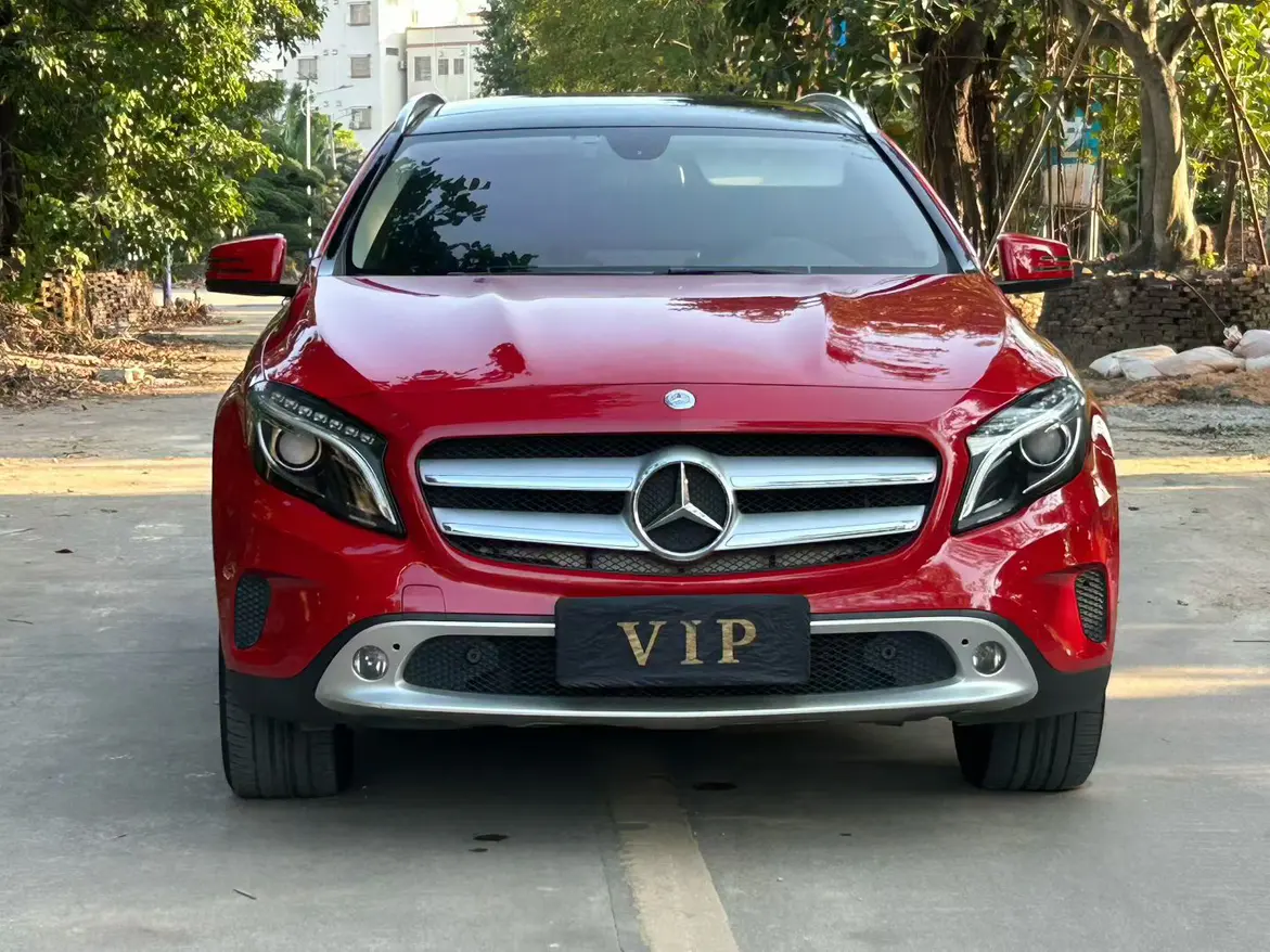 Mercedes-Benz GLA  из Китая