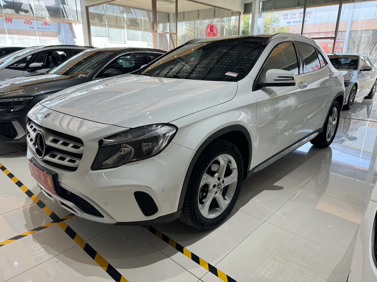 Mercedes-Benz GLA  из Китая