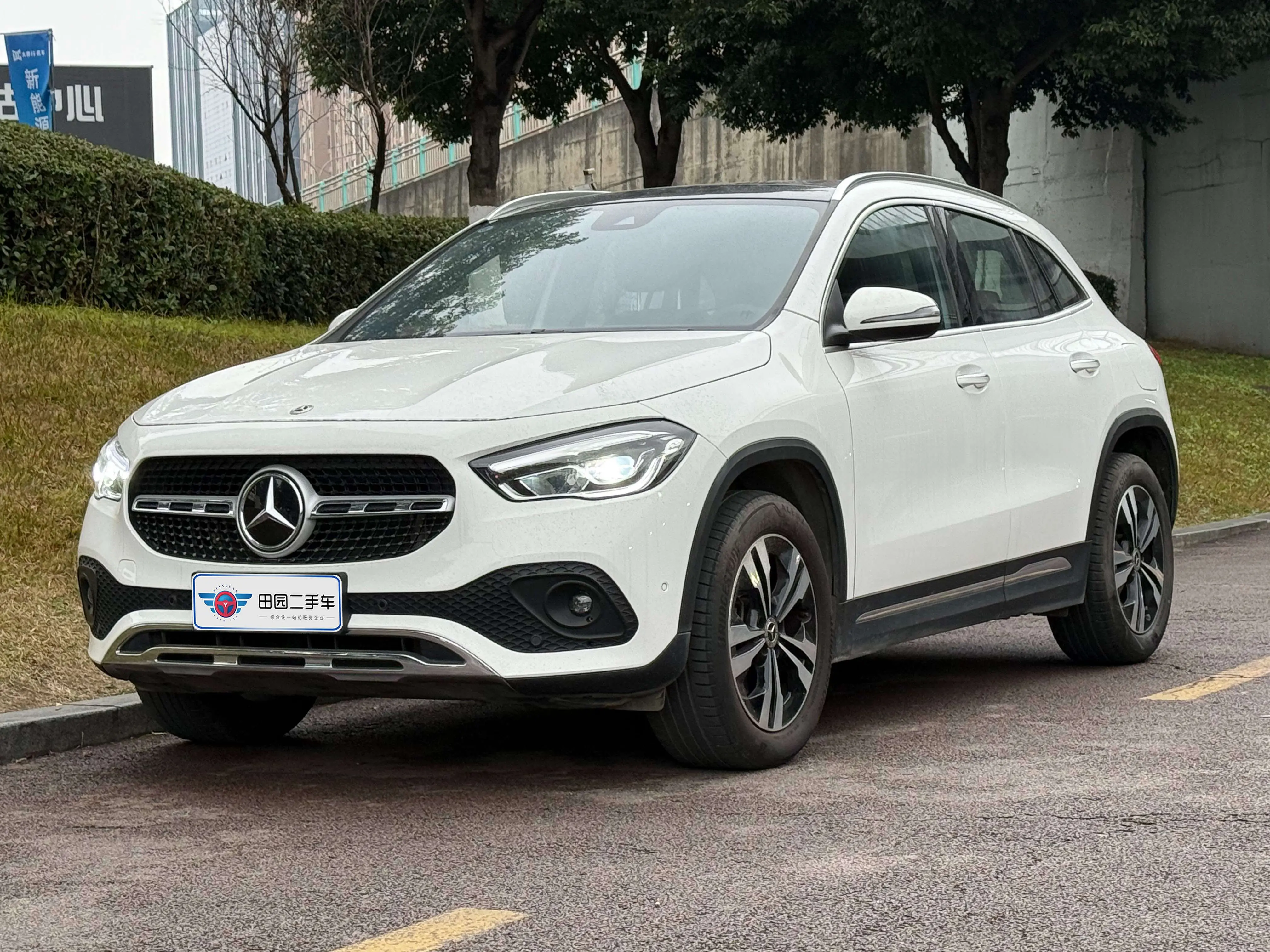 Mercedes-Benz GLA  из Китая