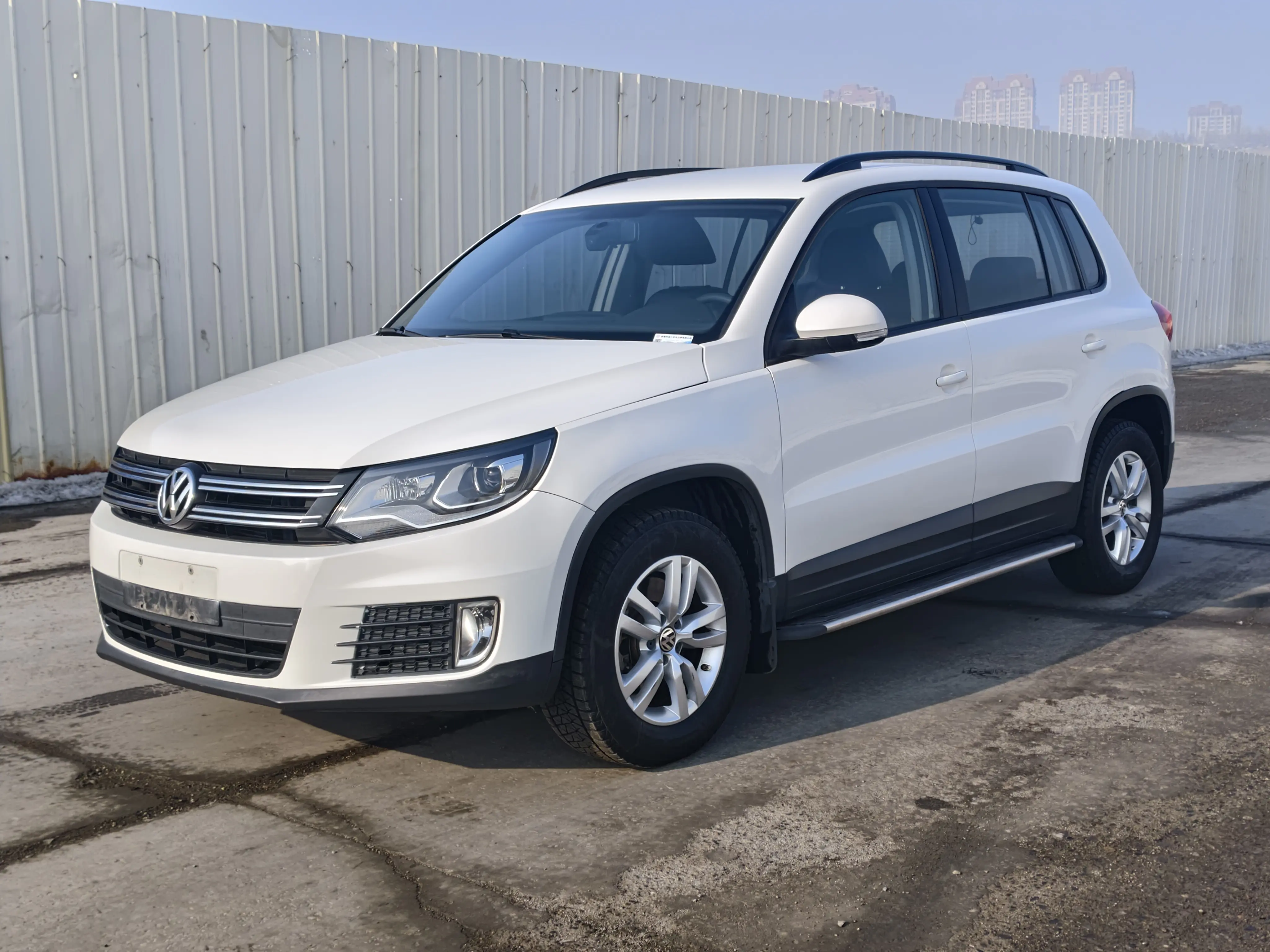Volkswagen Tiguan  из Китая