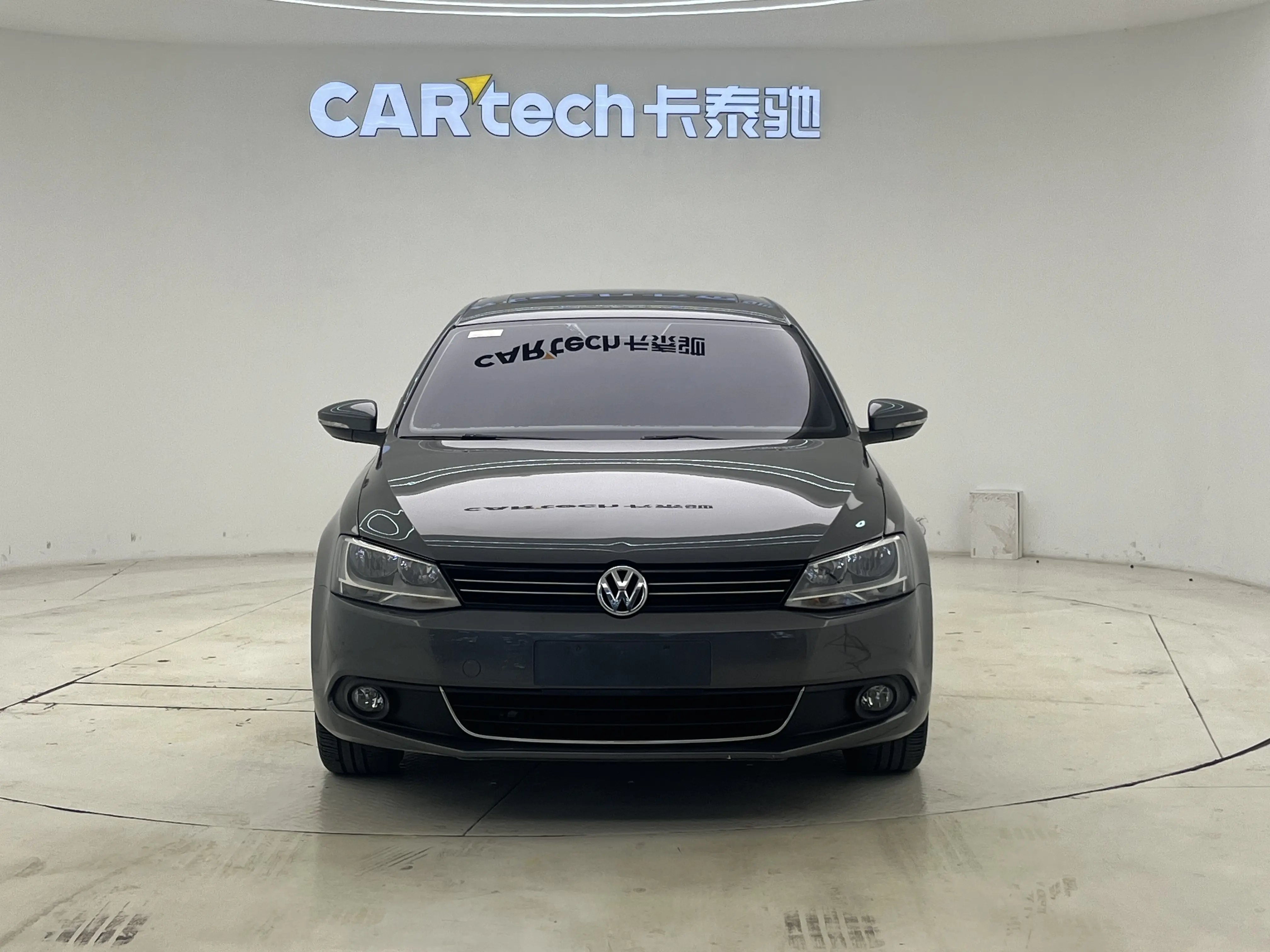 Volkswagen Sagitar  из Китая