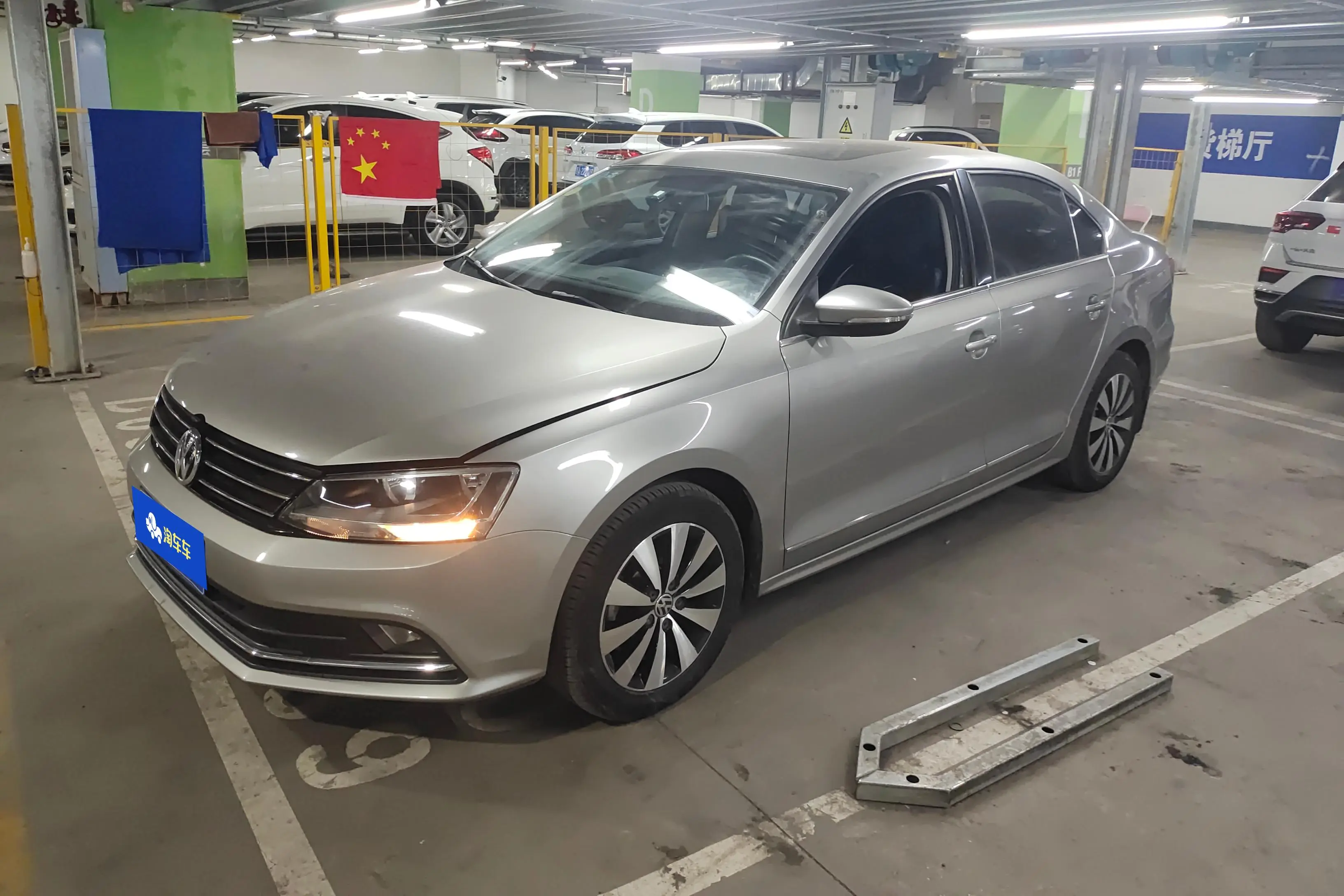 Volkswagen Sagitar  из Китая