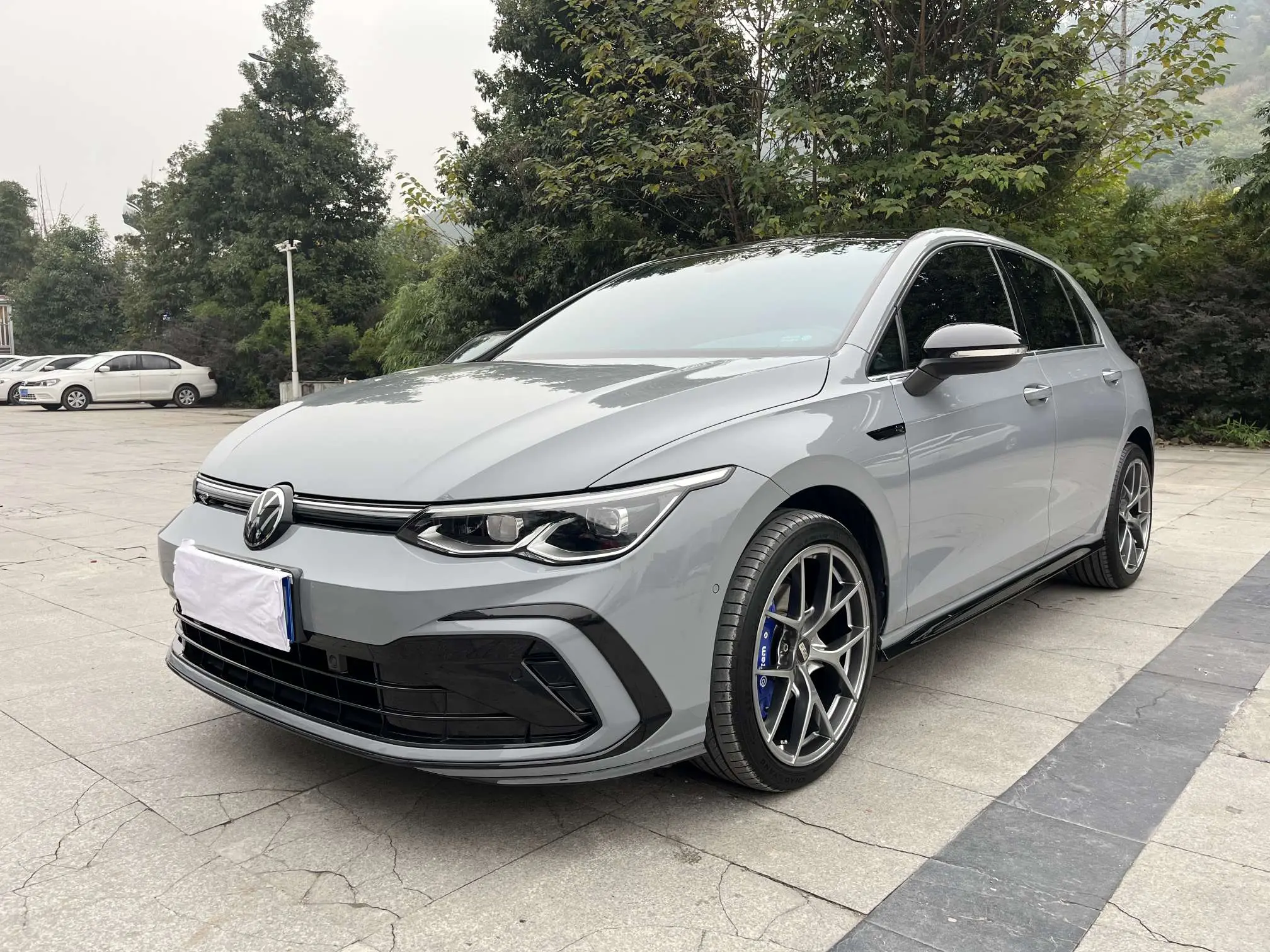 Volkswagen Golf  из Китая