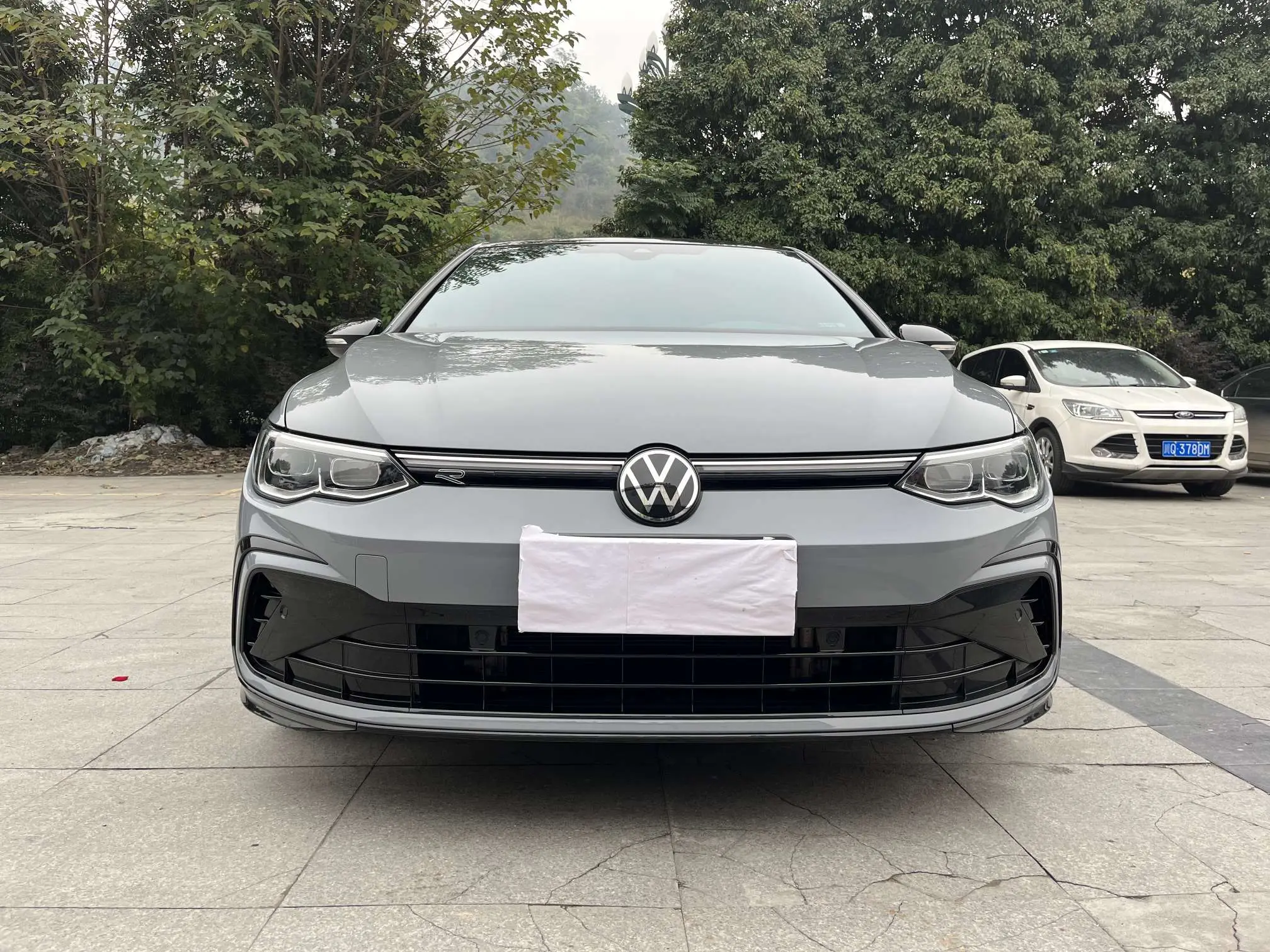 Volkswagen Golf  из Китая