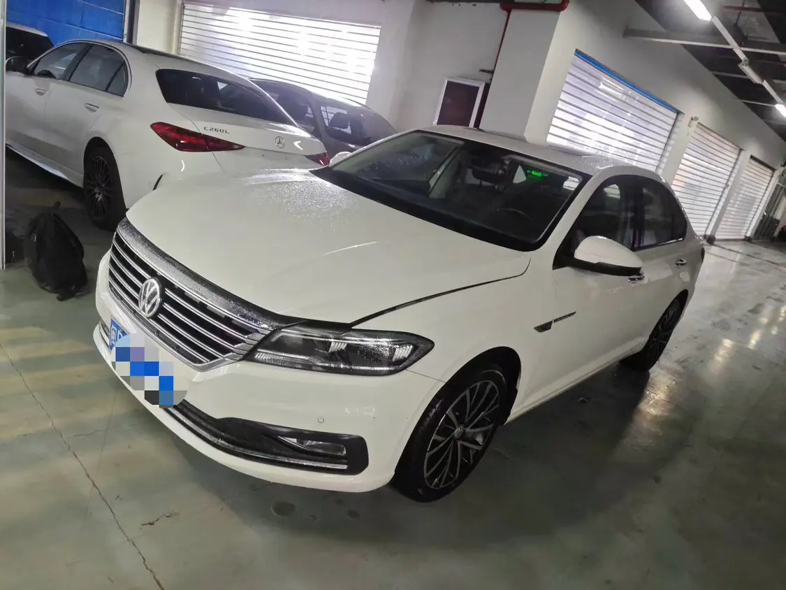 Volkswagen Lavida  из Китая