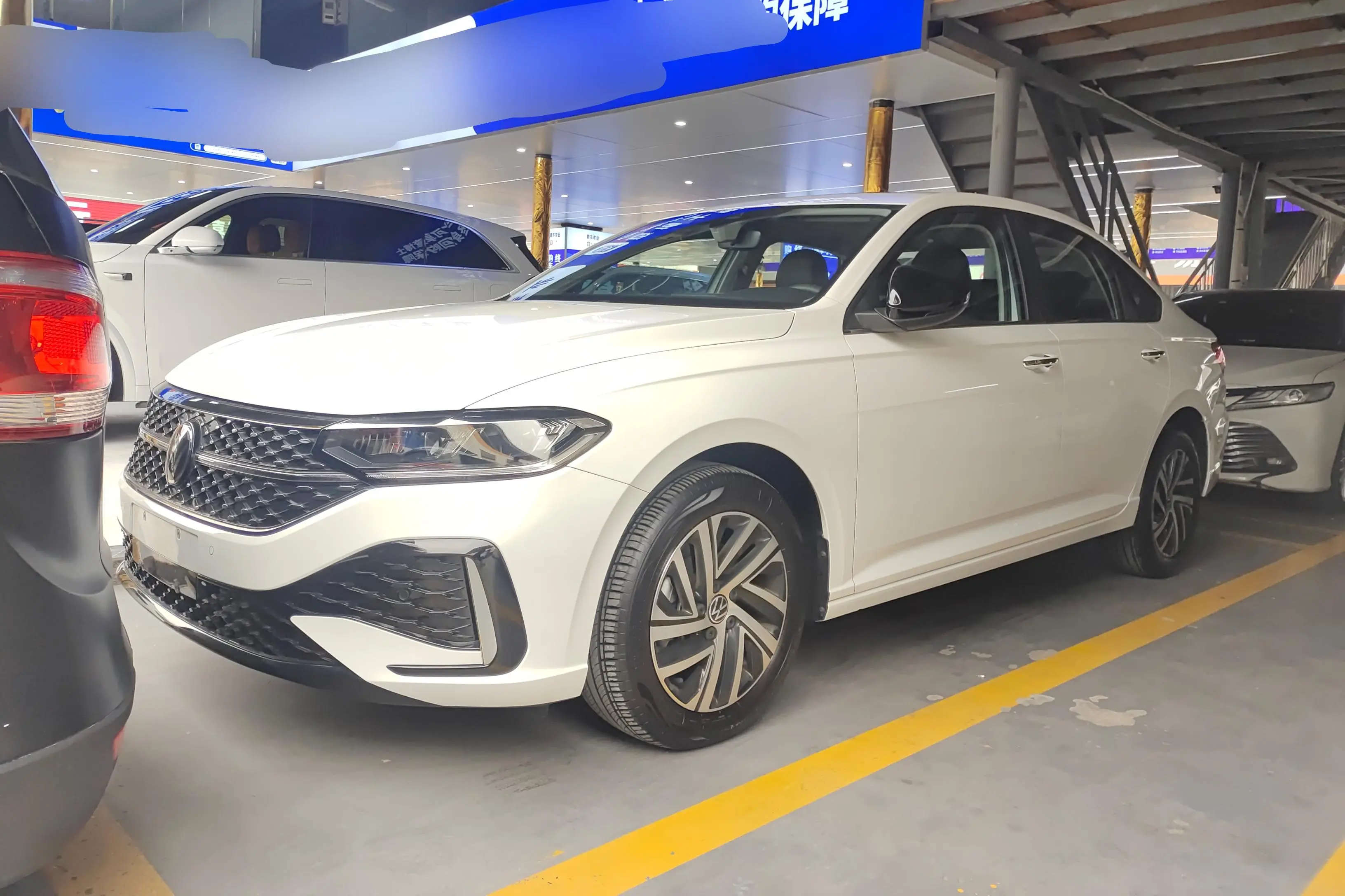 Volkswagen Lavida  из Китая