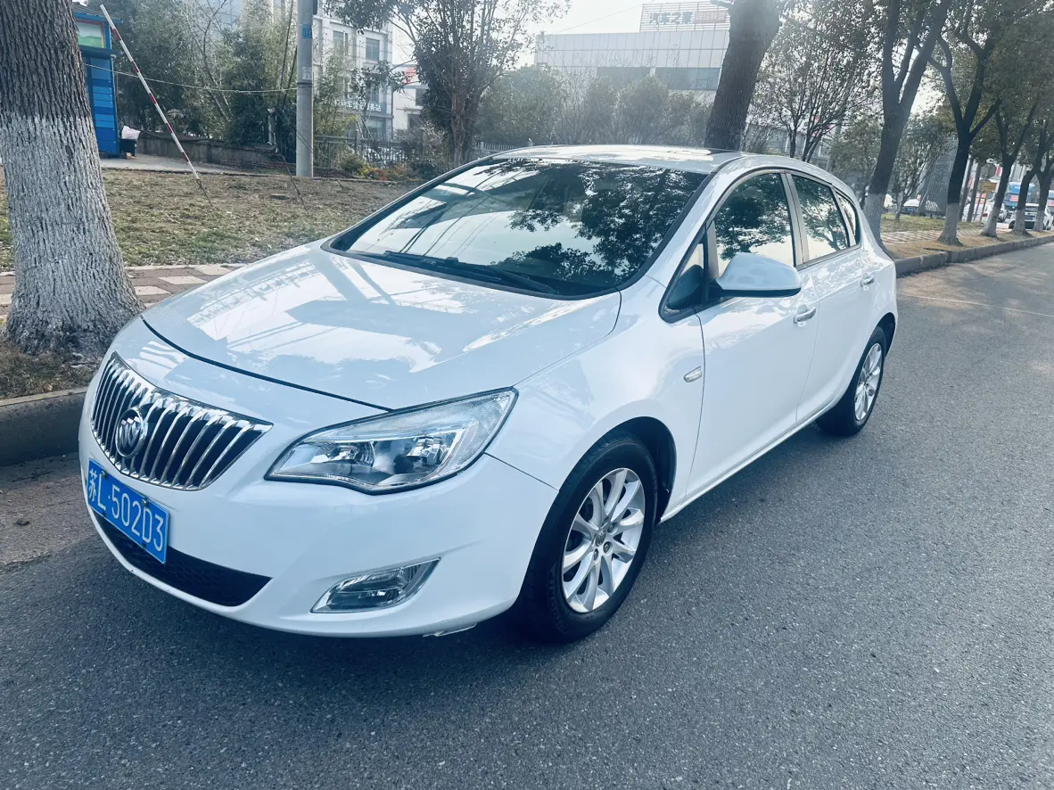 Buick Yinglang  из Китая