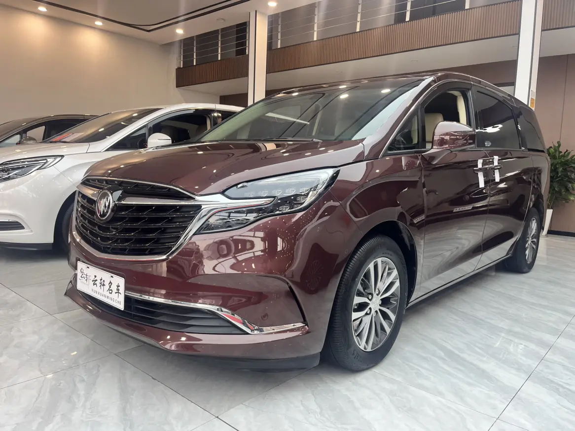 Buick GL8  из Китая