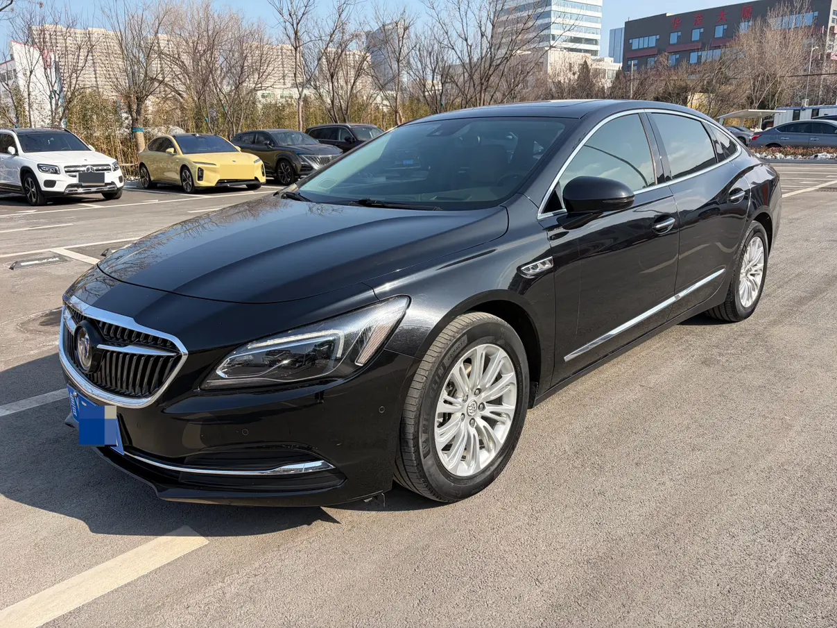 Buick LaCrosse  из Китая