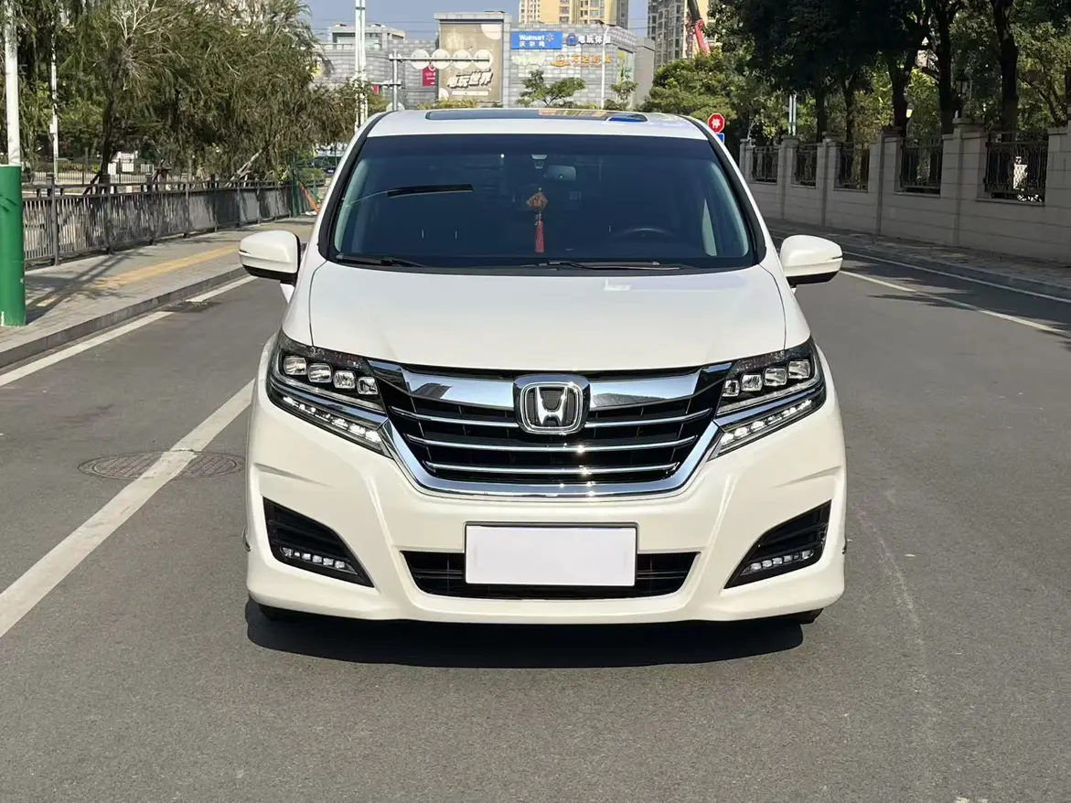 Honda Elysion (Alison)  из Китая