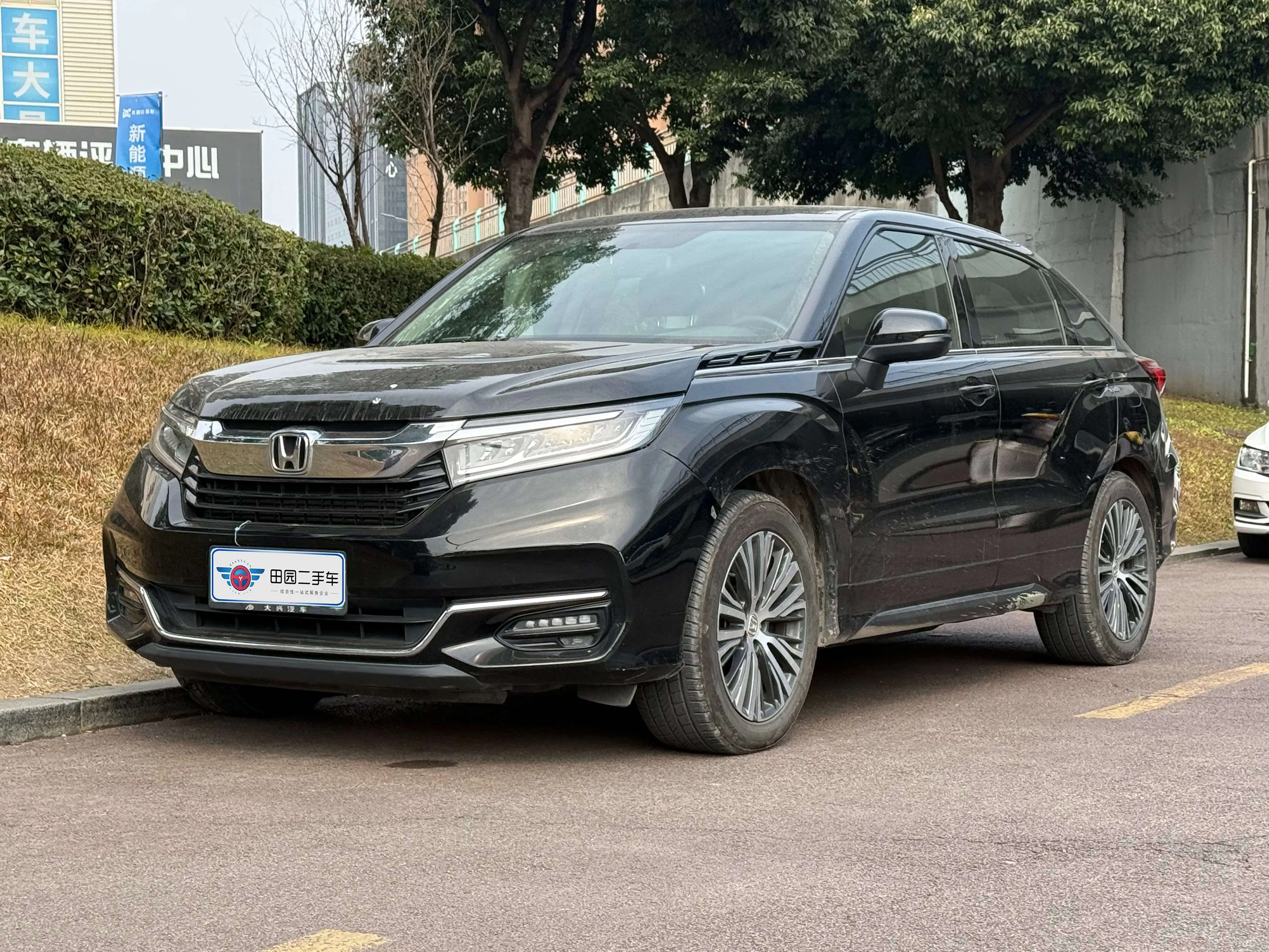 Honda Avancier (Crown Road)  из Китая