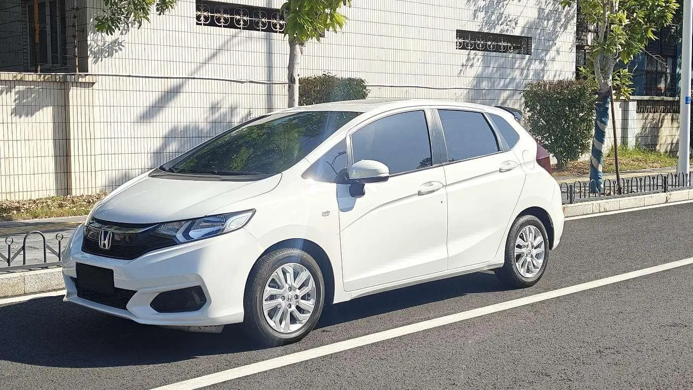 Honda Fit  из Китая