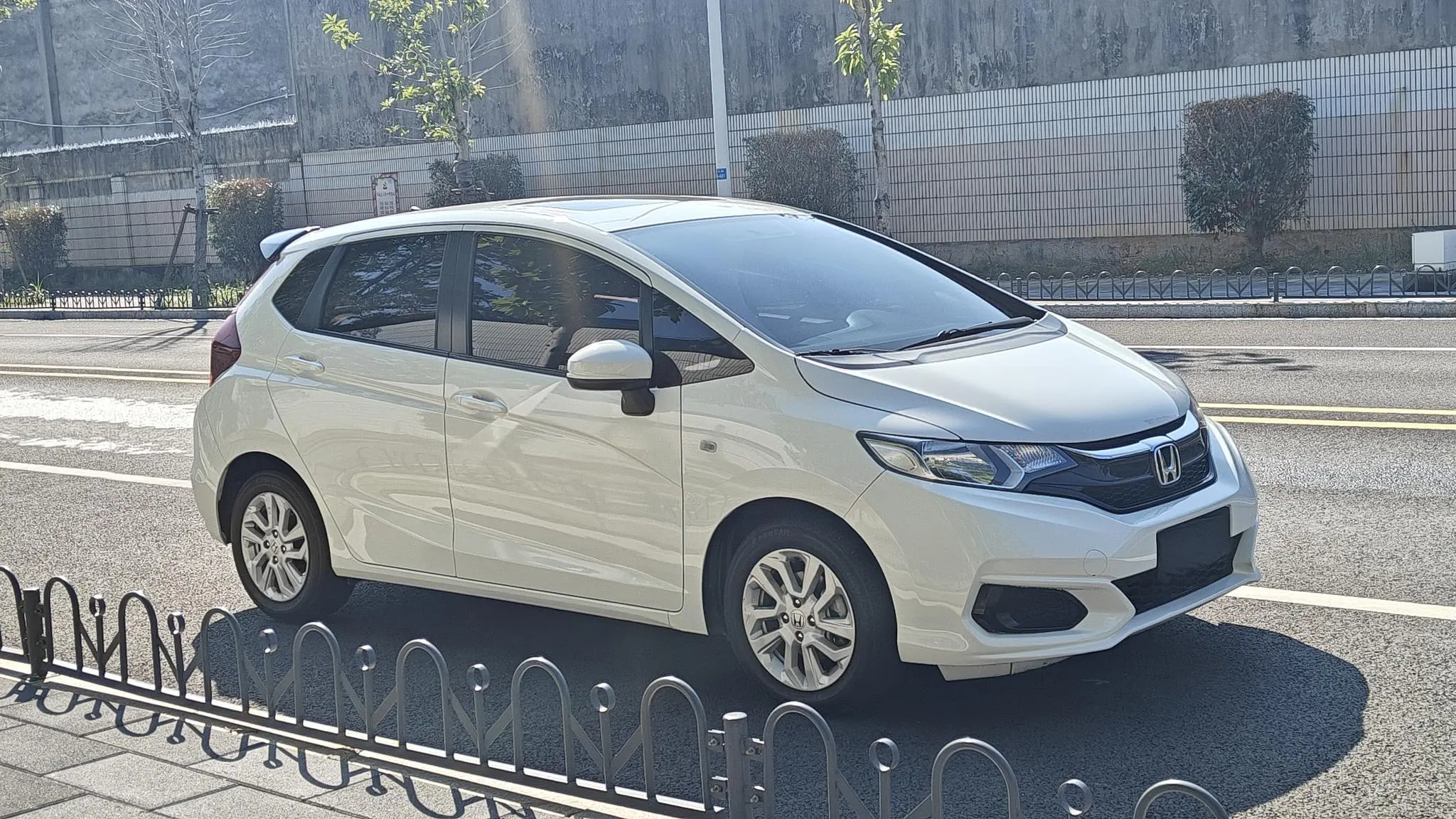 Honda Fit  из Китая