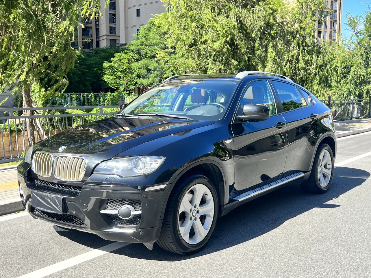 BMW X6  из Китая