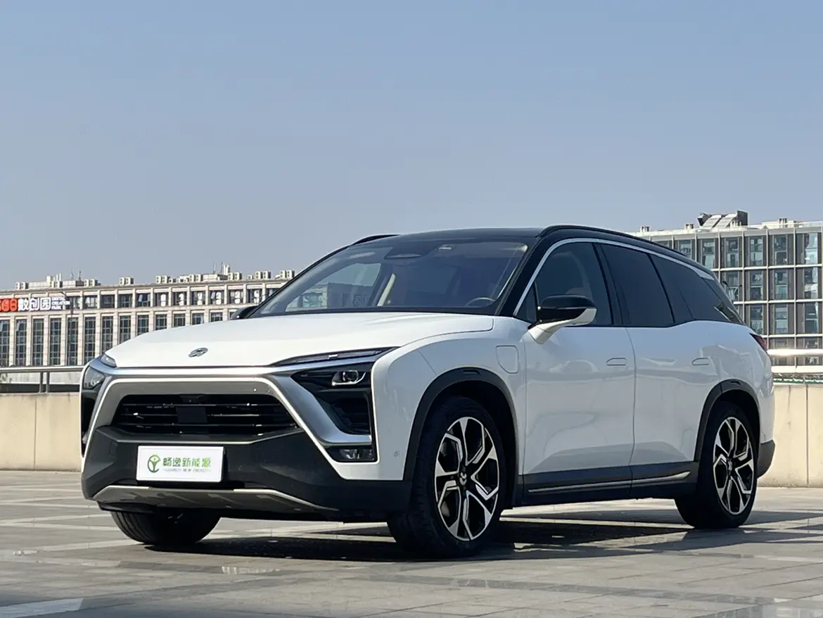 NIO ES8  из Китая