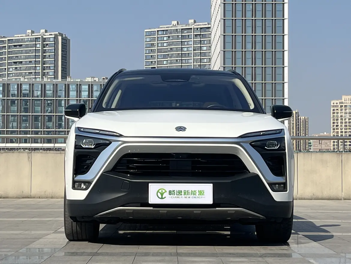 NIO ES8  из Китая