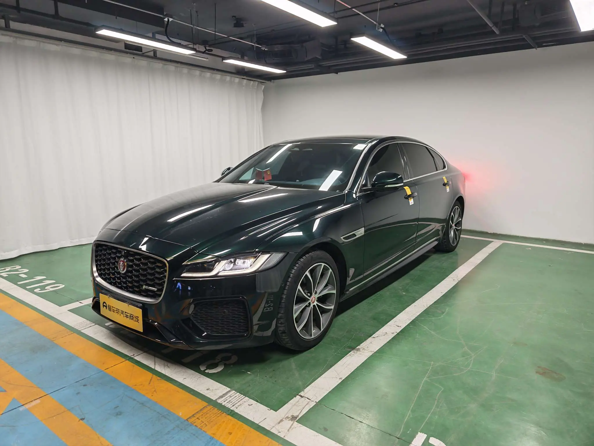 Jaguar XFL  из Китая