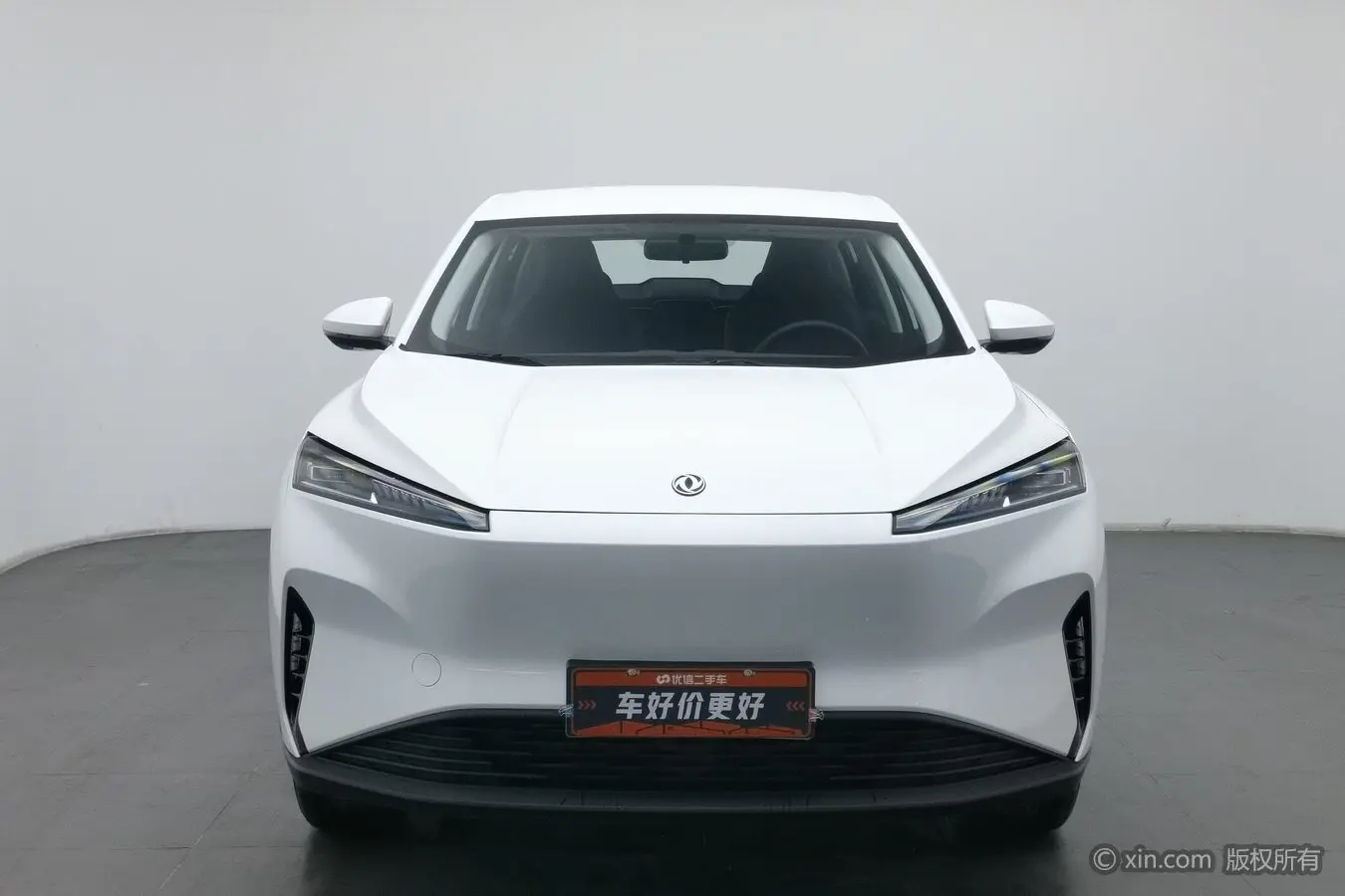 Dongfeng SKY EV01  из Китая