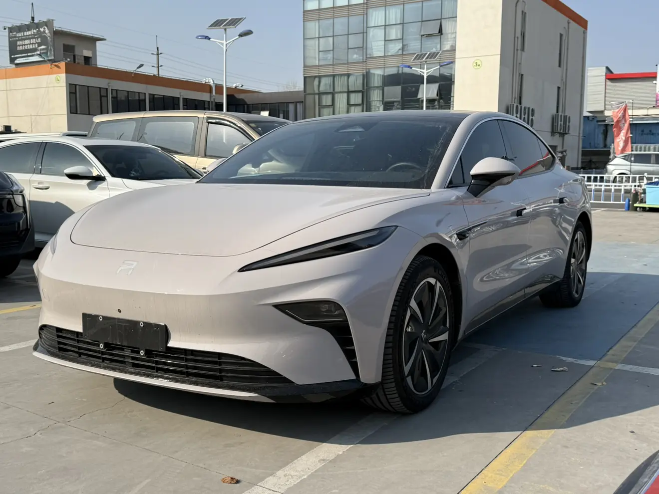 Rising Auto Feifan F7  из Китая