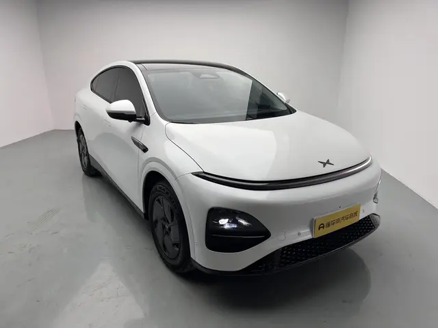 Xpeng G6  из Китая