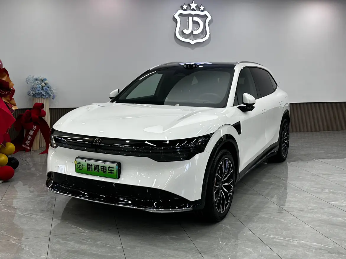 ZEEKR 7X  из Китая