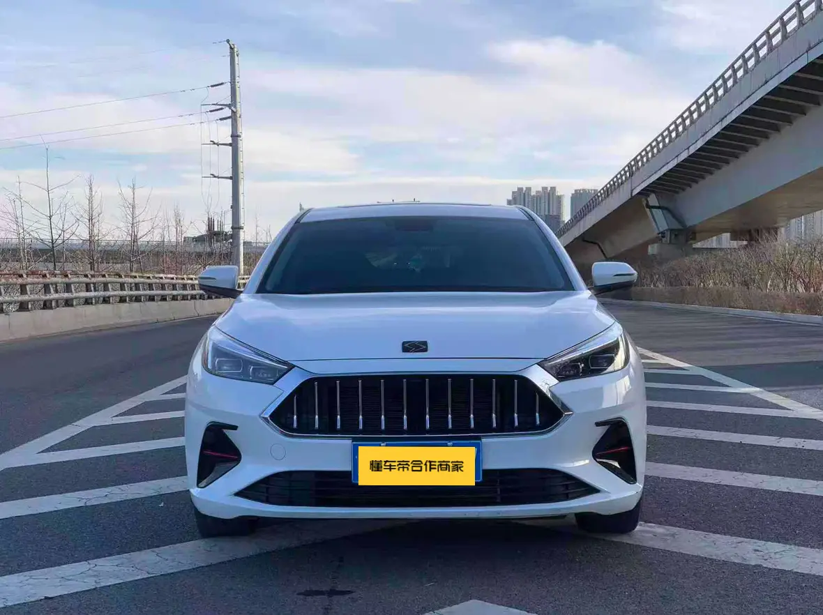 JAC (Sihao) Sihao A5  из Китая