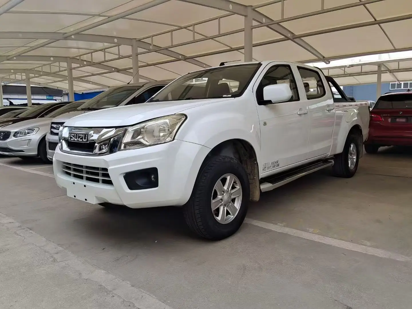 Isuzu RE-MAX  из Китая