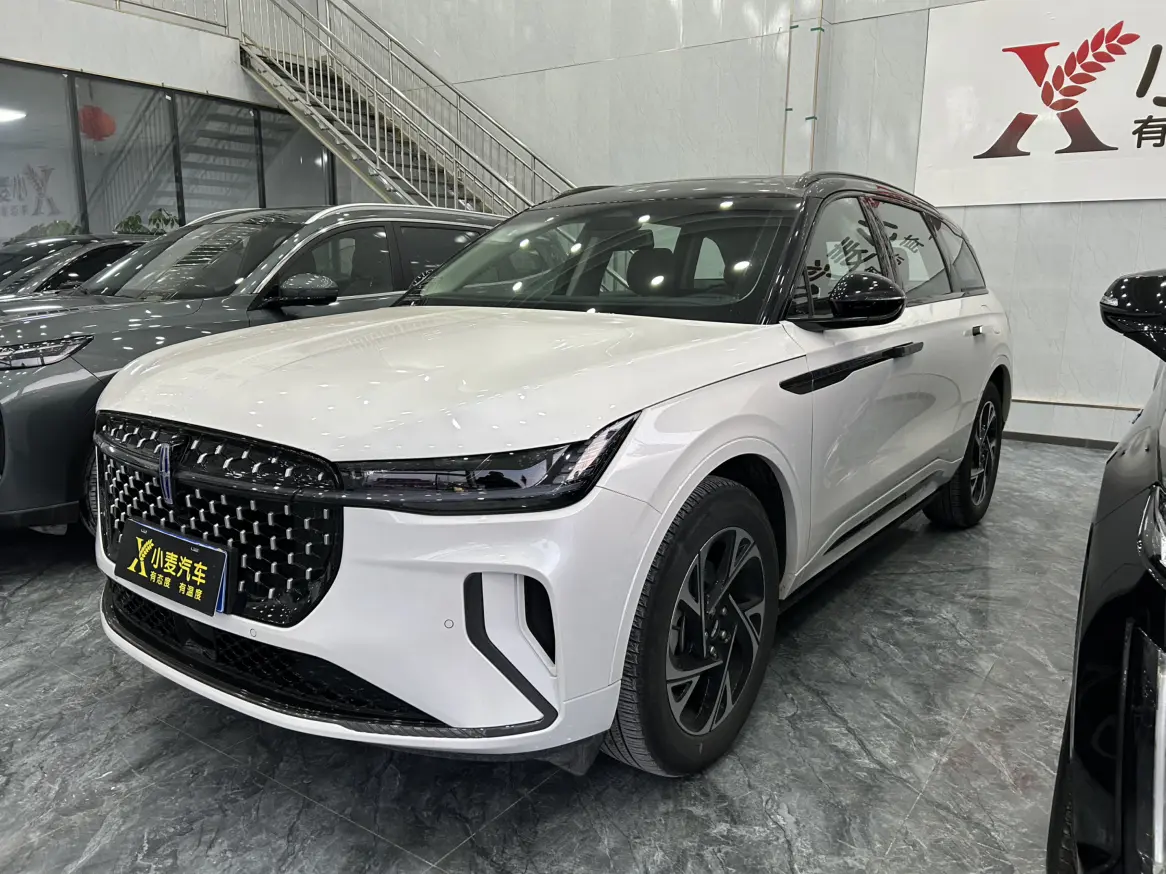 Lincoln Navigator  из Китая