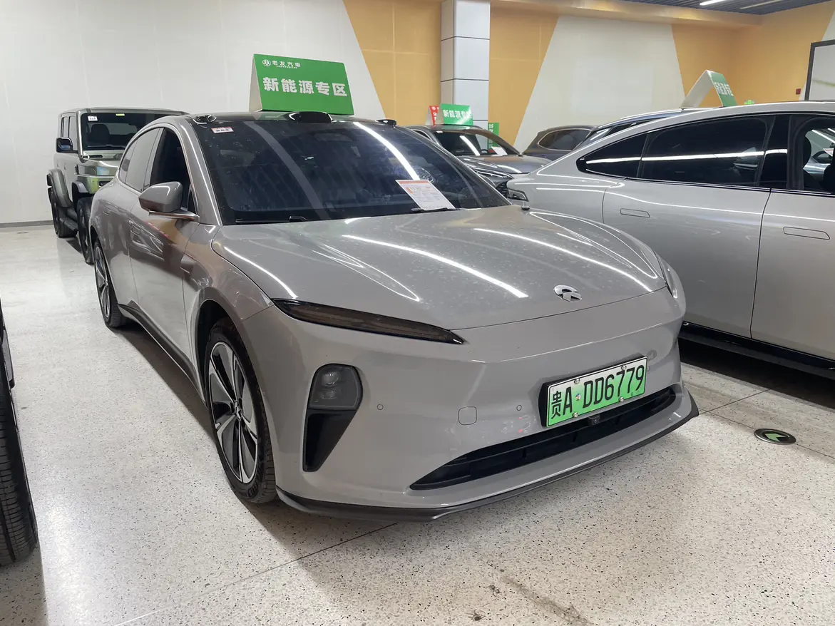 NIO ET5T  из Китая