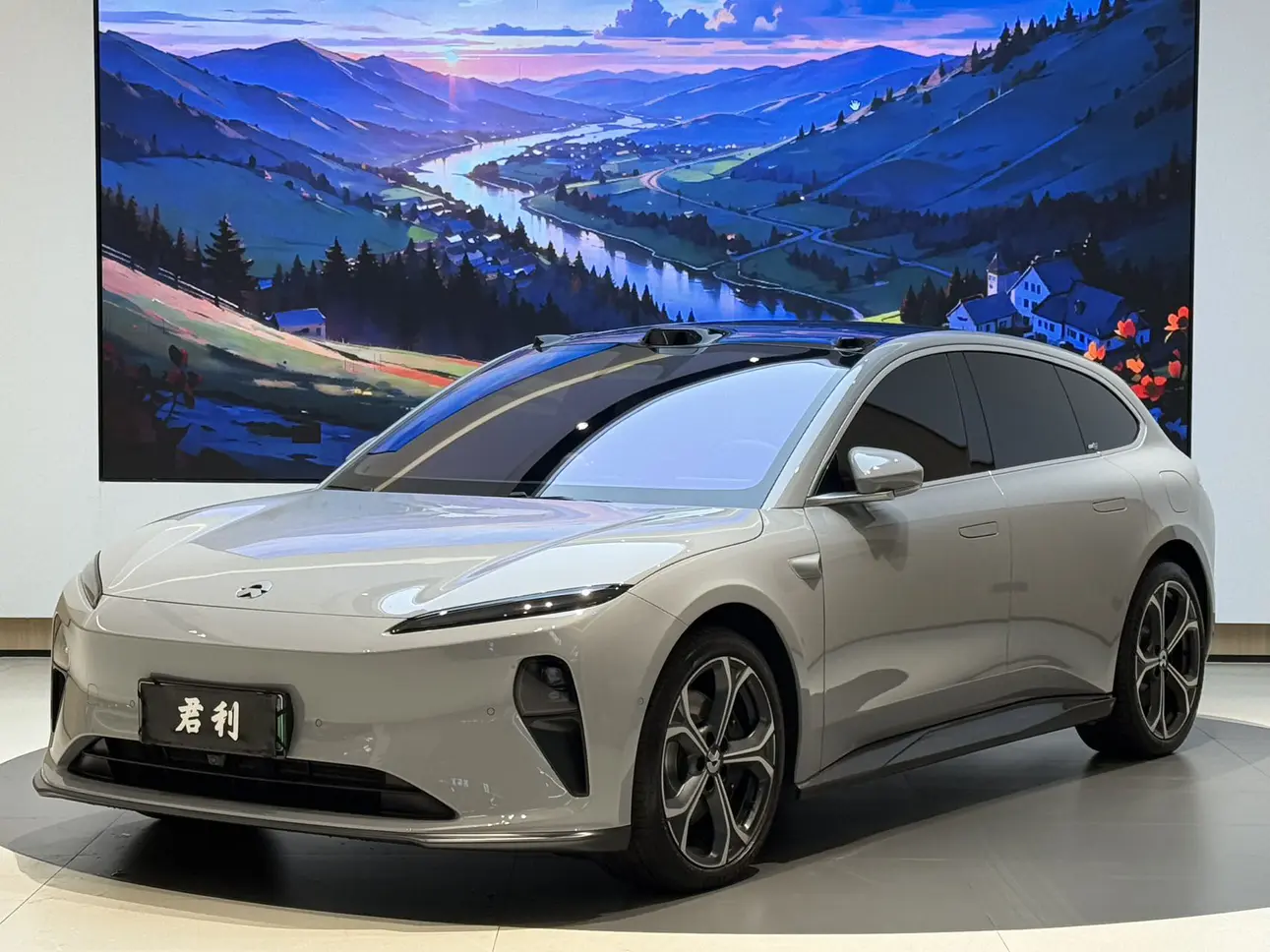 NIO ET5T  из Китая