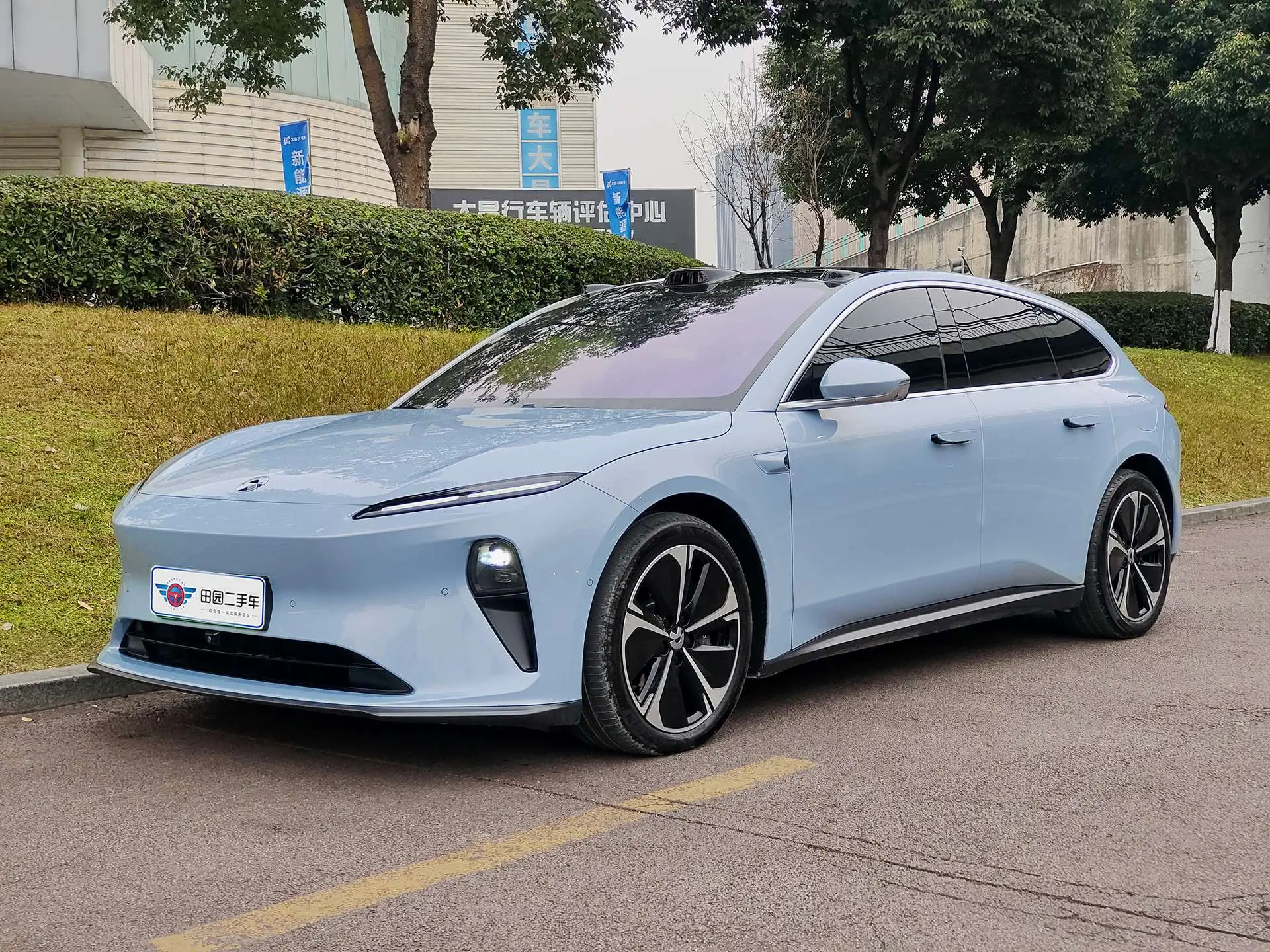 NIO ET5T  из Китая