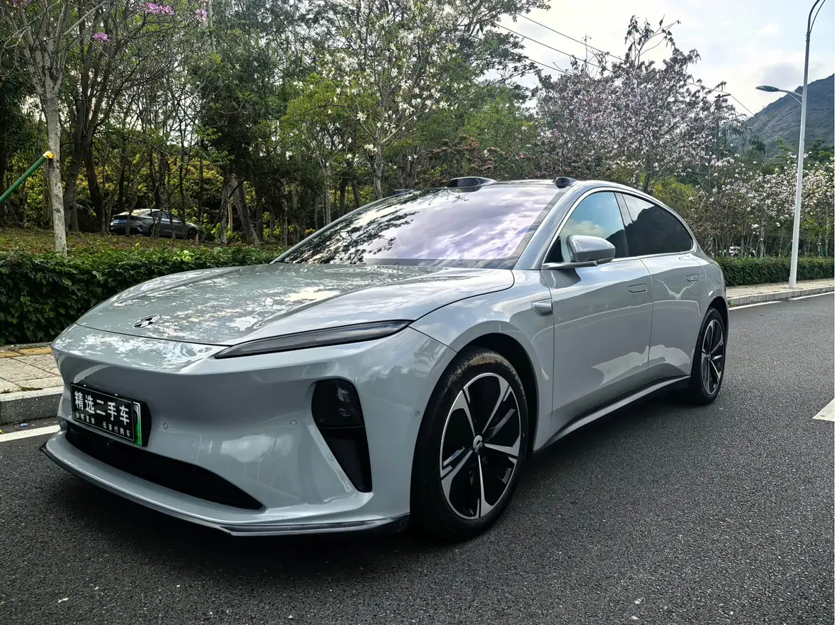NIO ET5T  из Китая