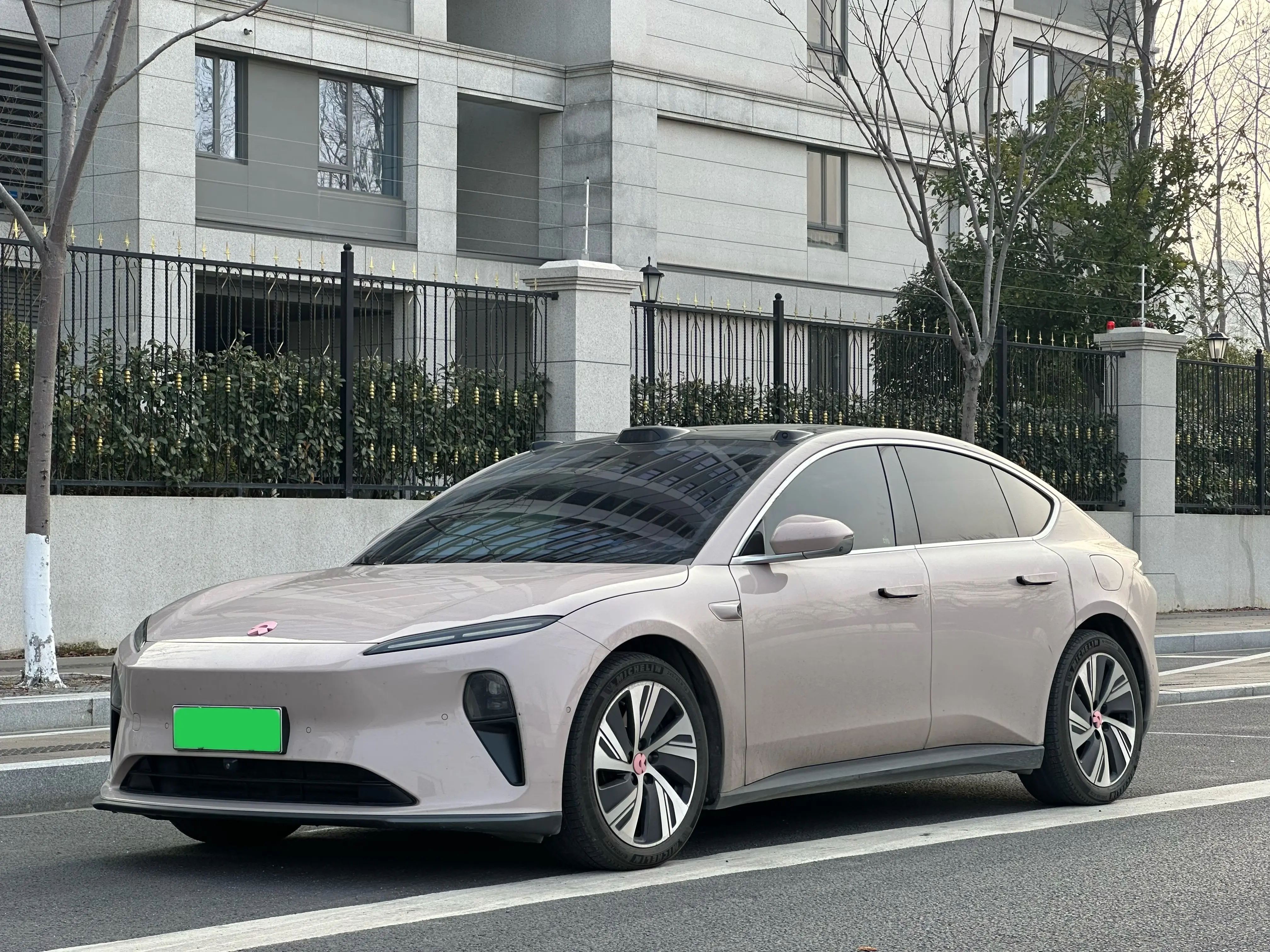 NIO ET5  из Китая