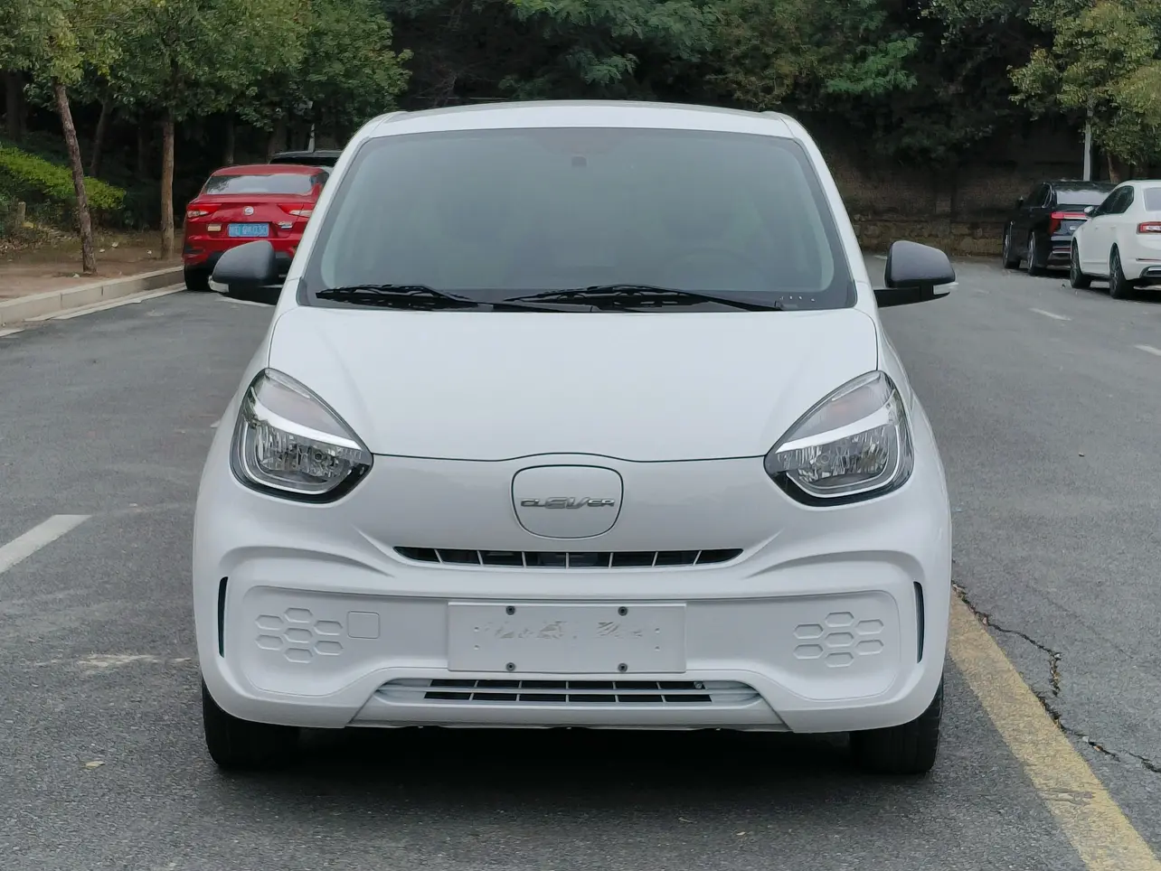 Roewe CLEVER  из Китая