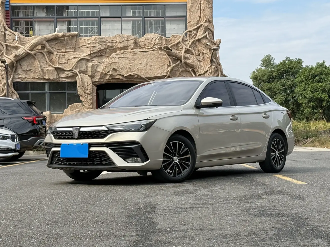 Roewe i5  из Китая