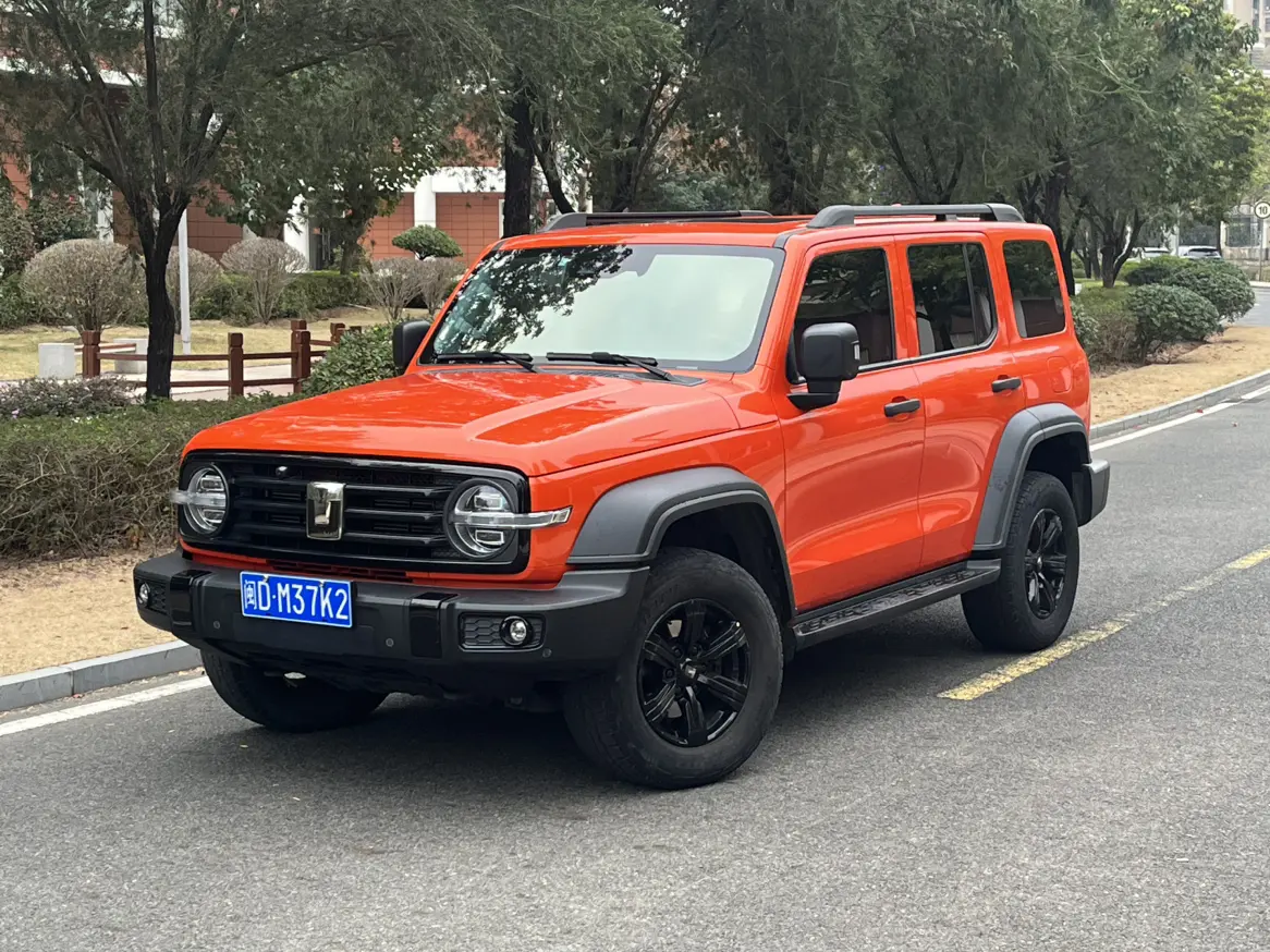 Tank 300  из Китая