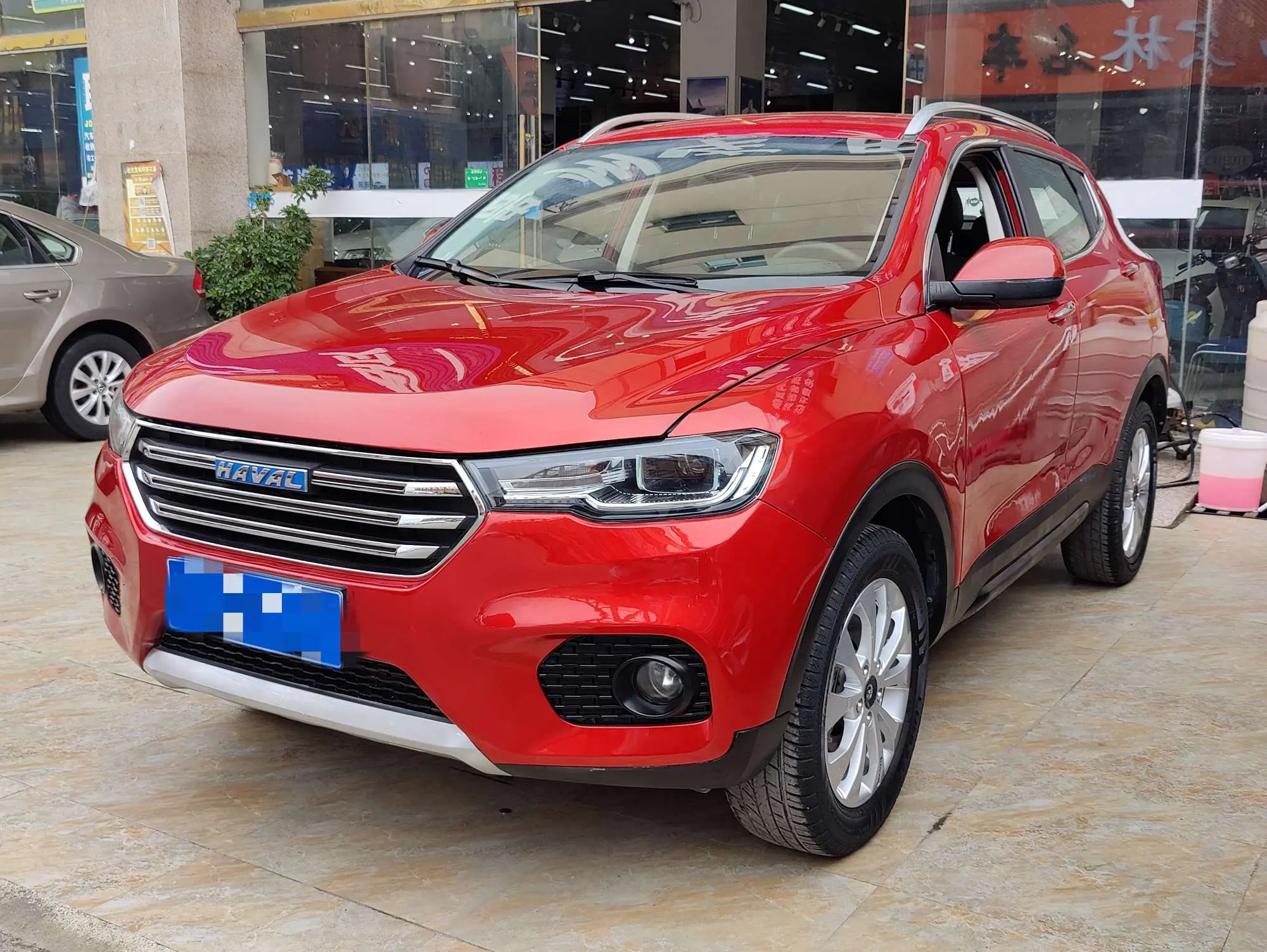 Haval H2s  из Китая