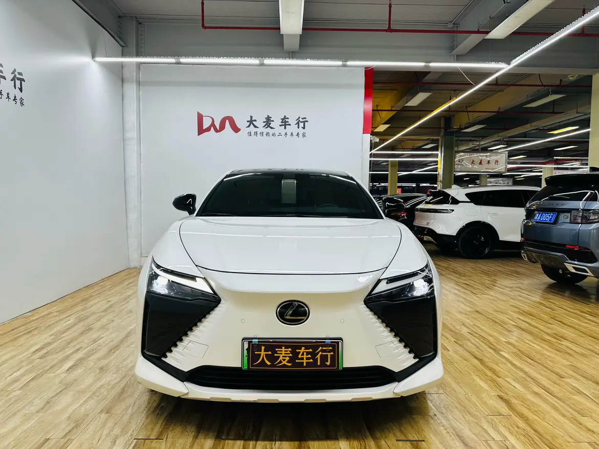 Lexus RZ  из Китая