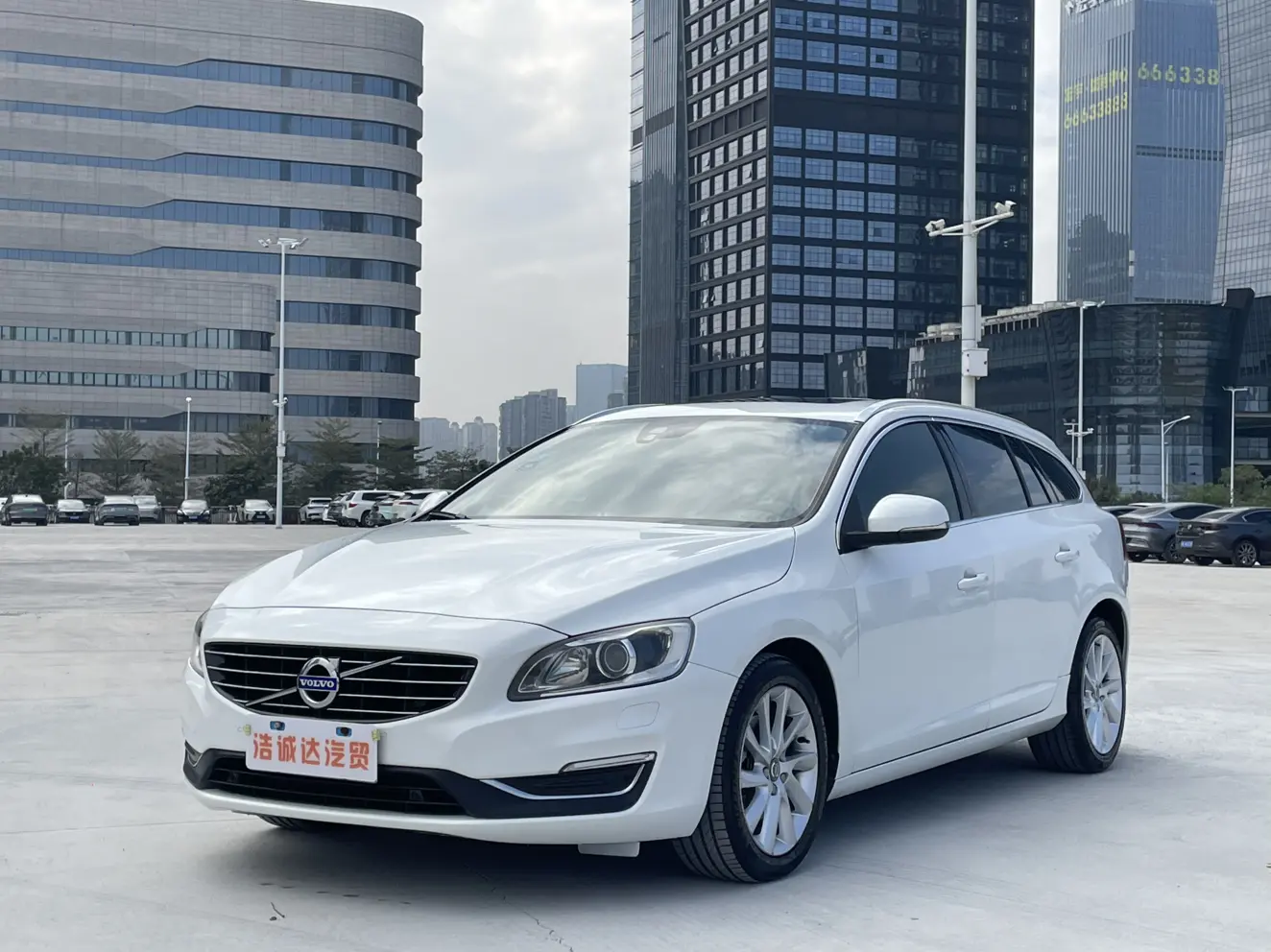 Volvo V60  из Китая