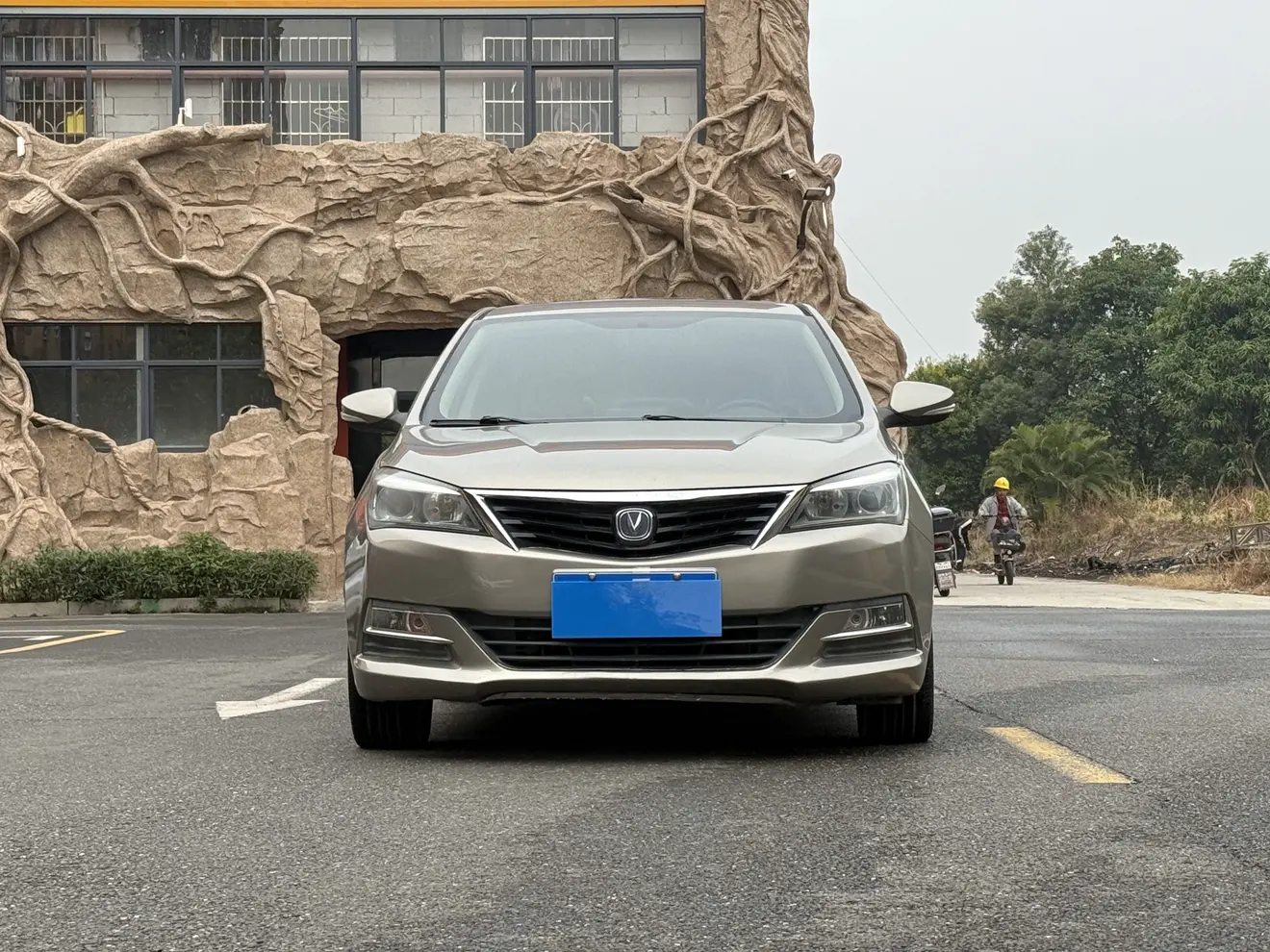 Changan Yuexiang V7  из Китая