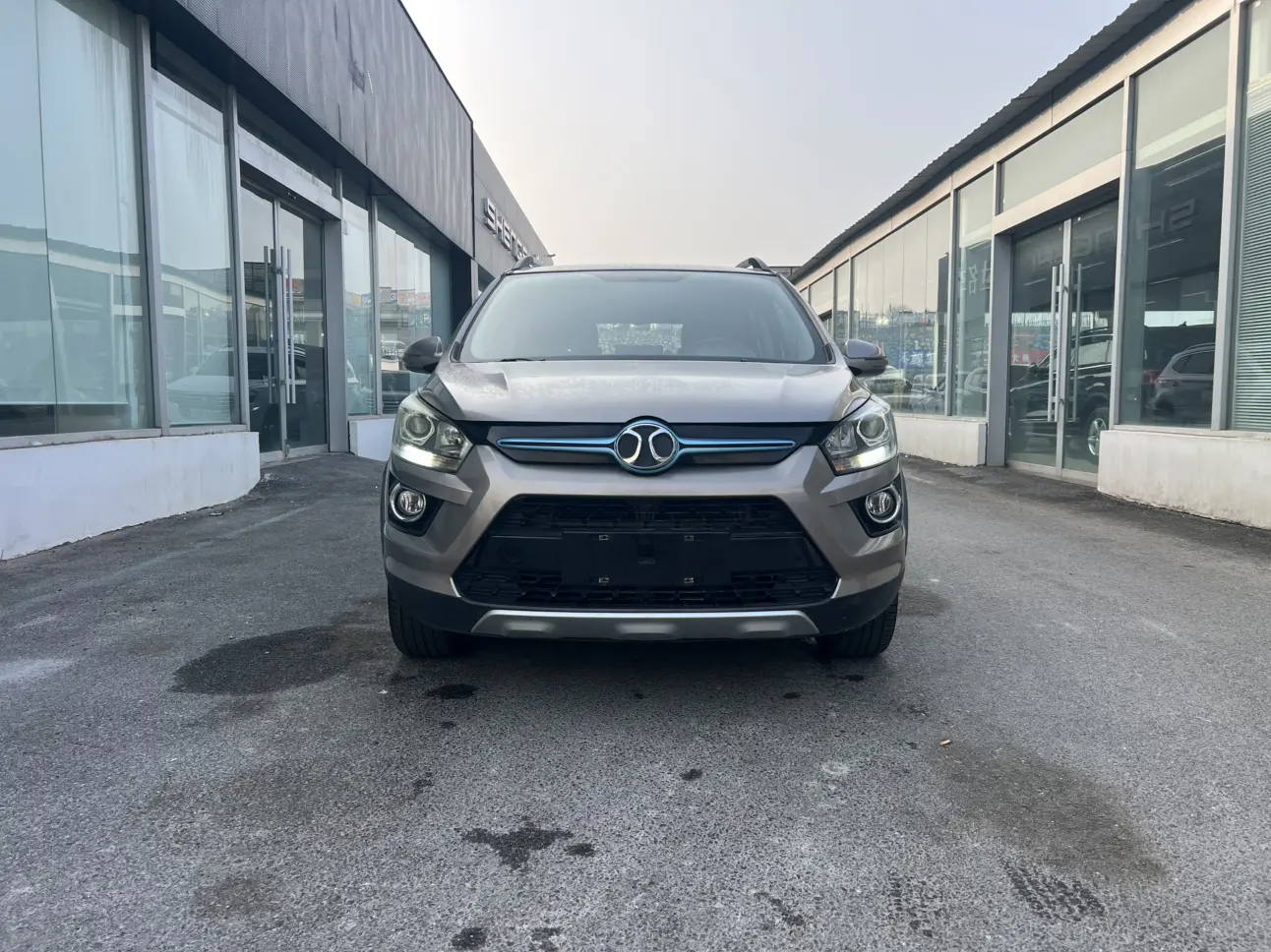 BAIC New Energy EX  из Китая